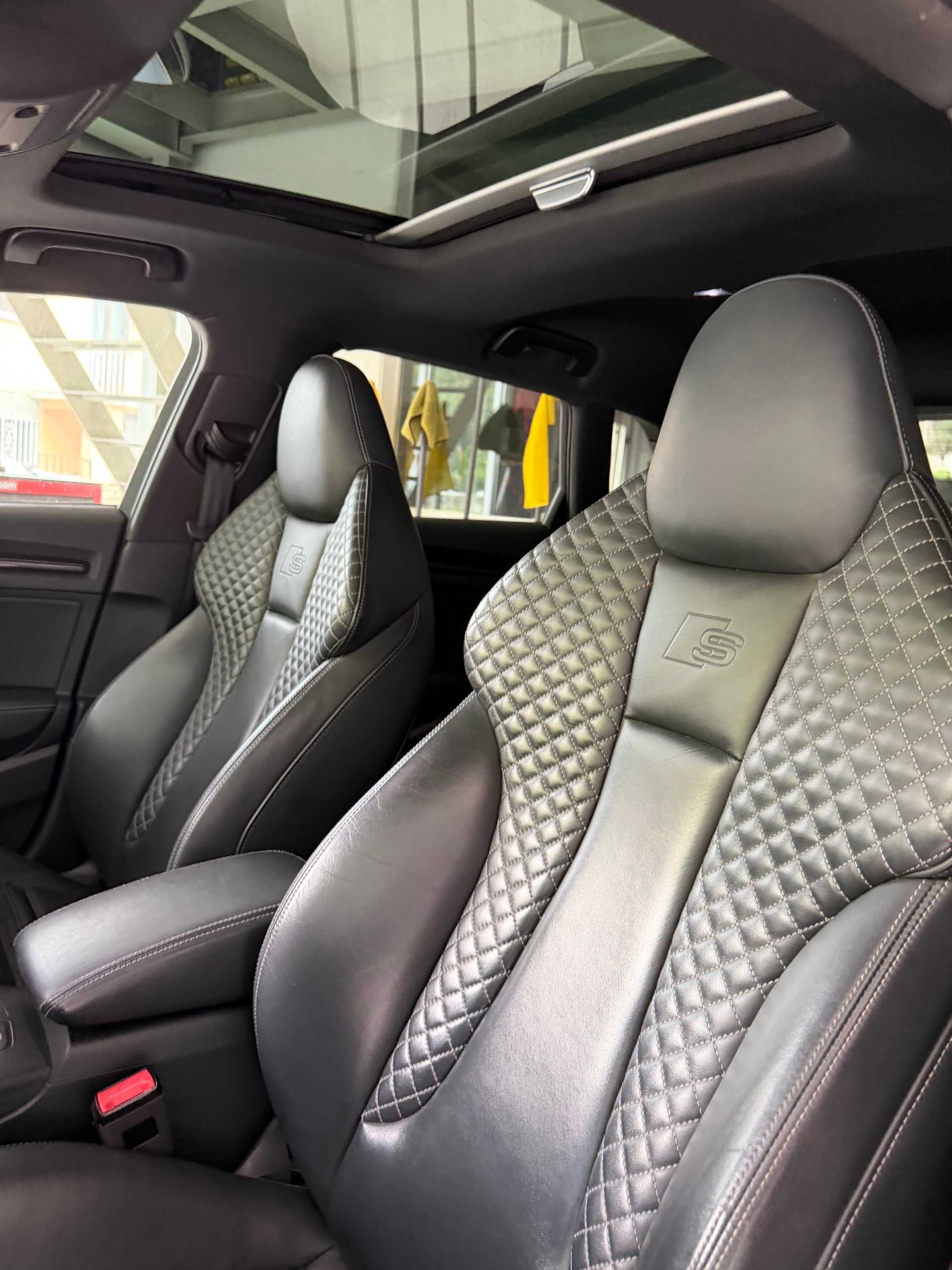 AUDI S3 Sportback 2.0 TFSI quattro S-tronic-image-10