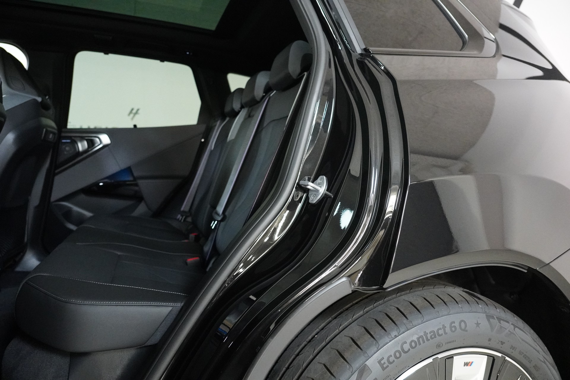 BMW X3 xDrive 30e M Sport Pro-image-12