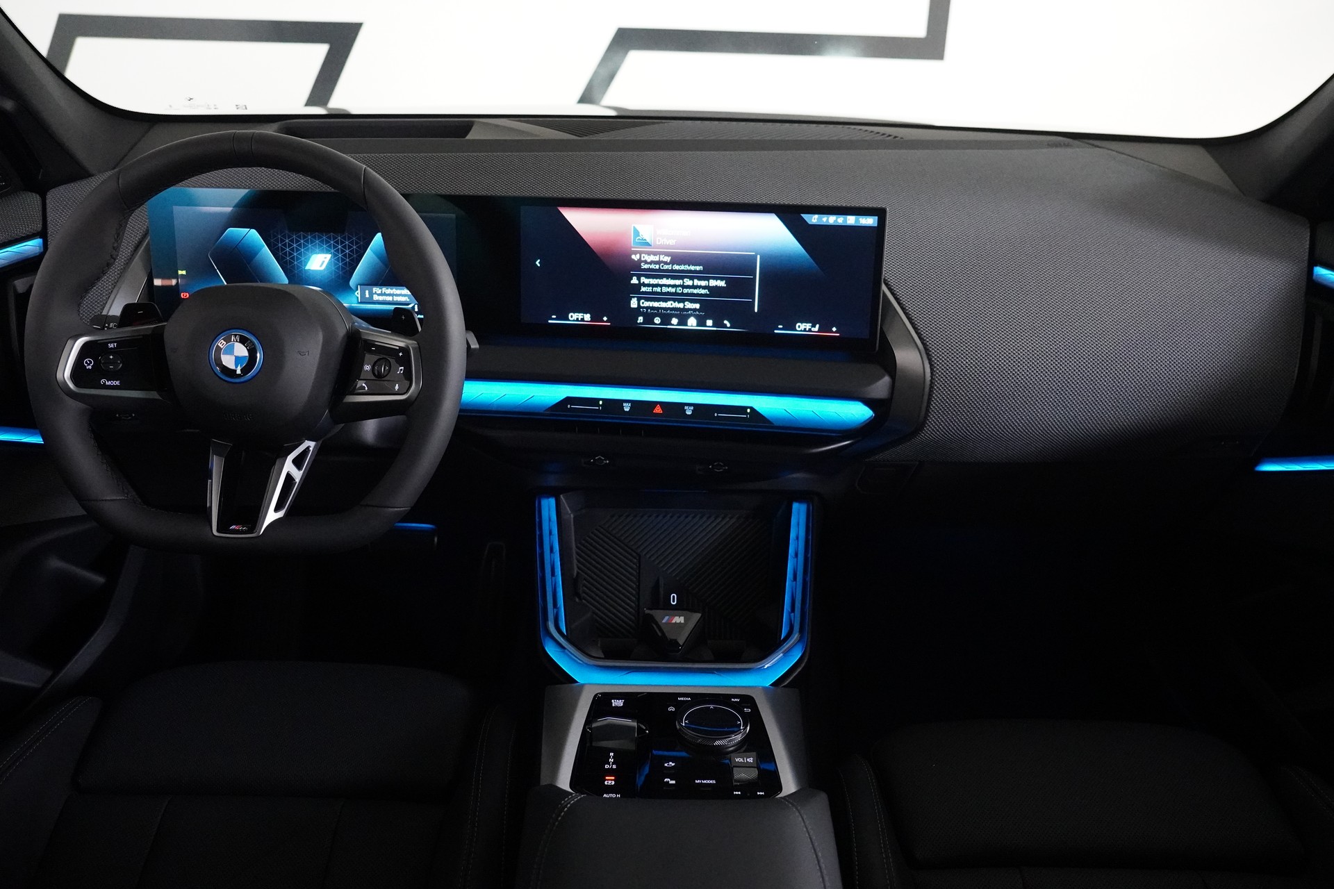 BMW X3 xDrive 30e M Sport Pro-image-17