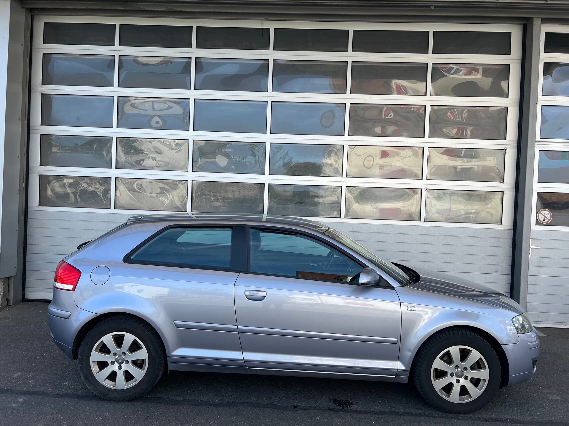 AUDI A3 2.0 FSI Ambiente-image-2