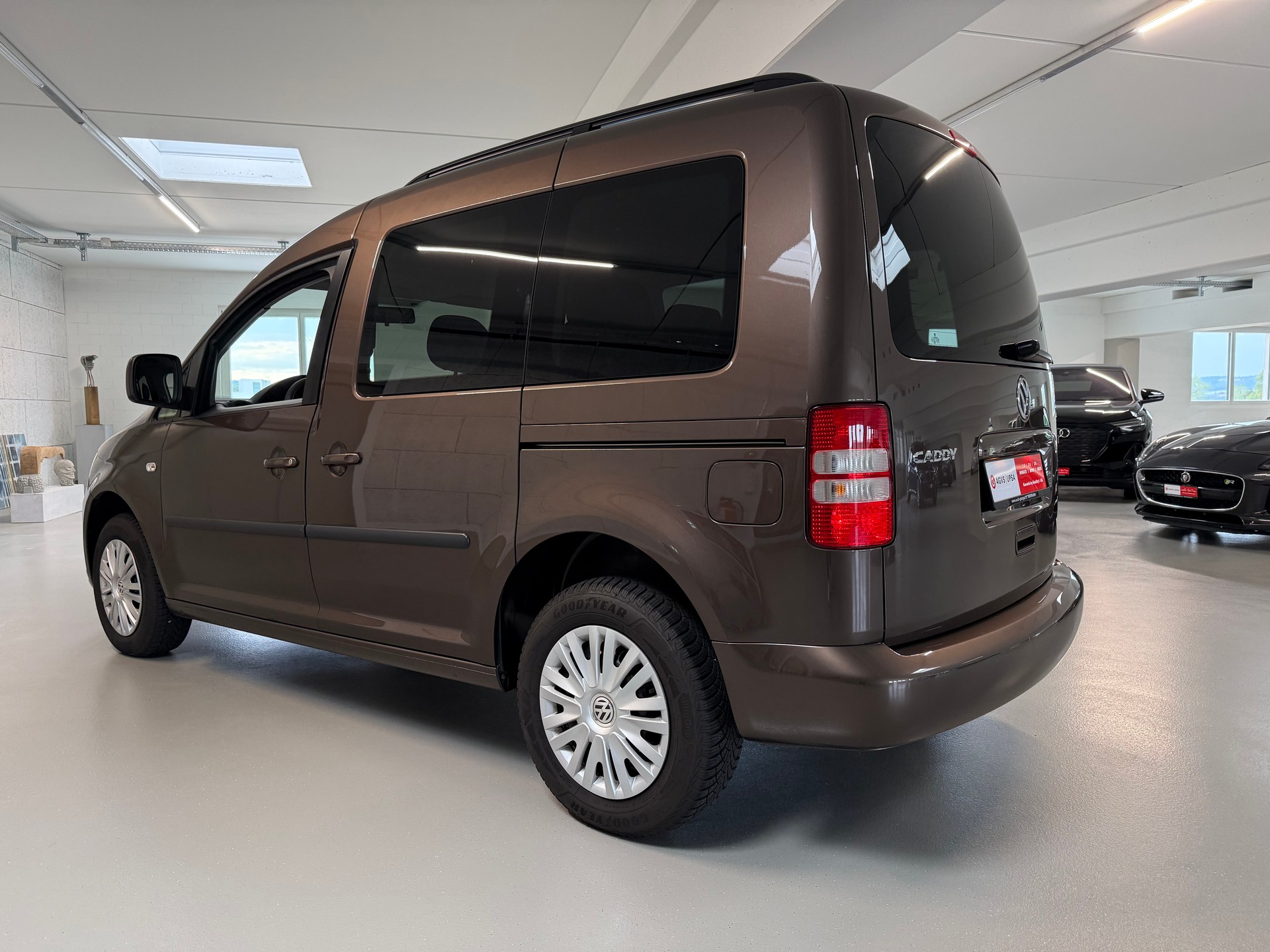 VW Caddy 1.2 TSI Trendline-image-1