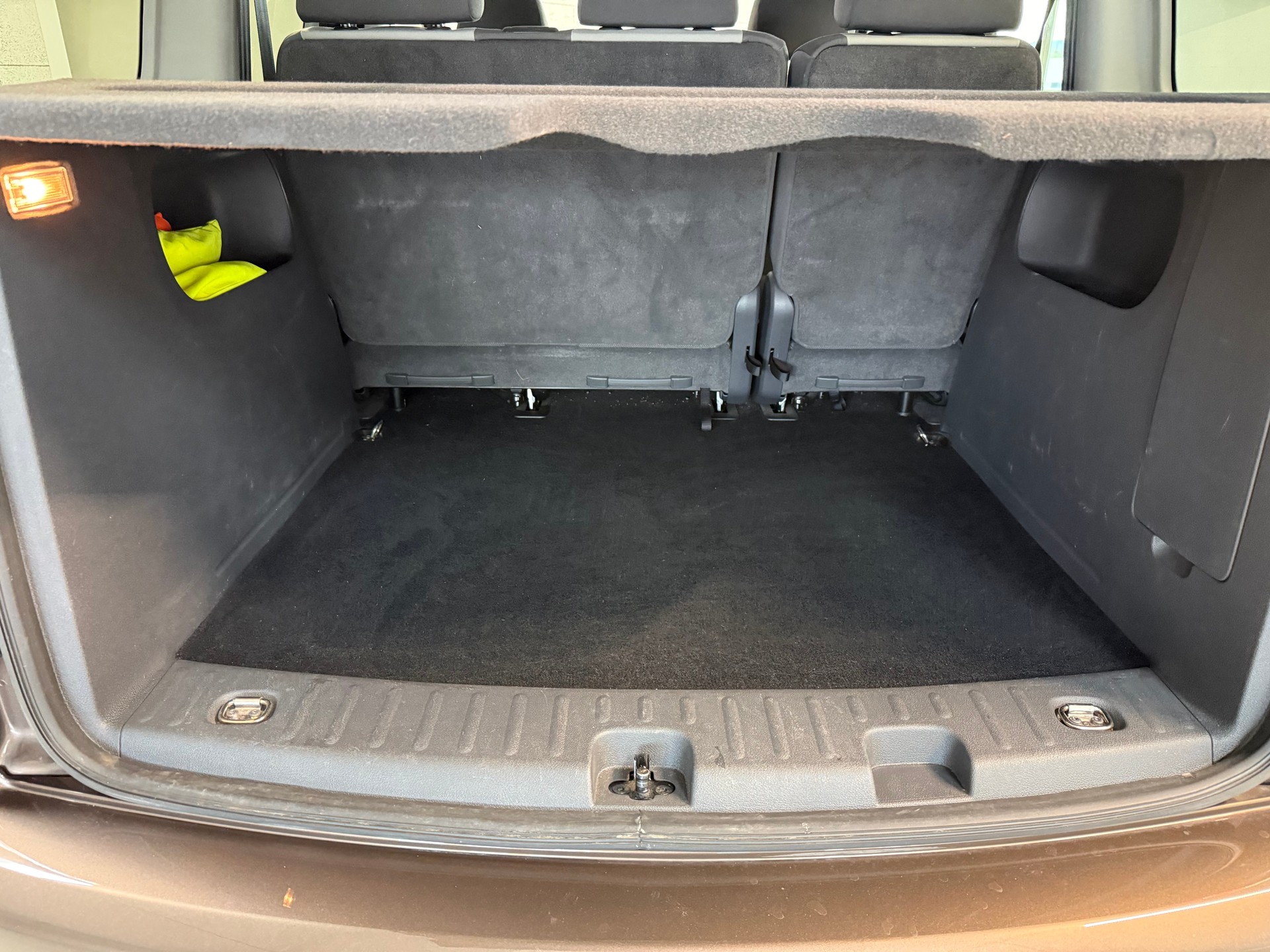 VW Caddy 1.2 TSI Trendline-image-8