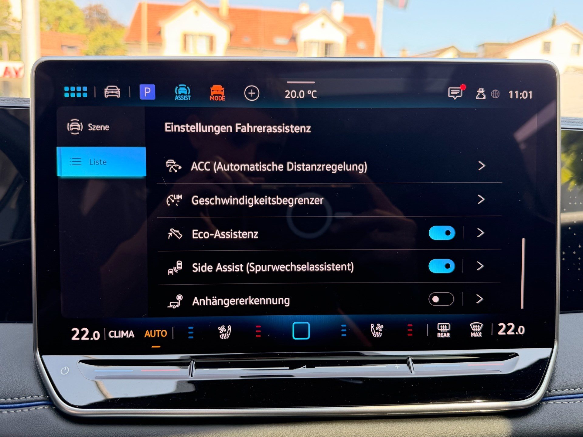 VW Tiguan 2.0 TSI DSG 4MOTION R-LINE *** PANORAMAGLASDACH & 360 GRAD KAMERA ***-image-17