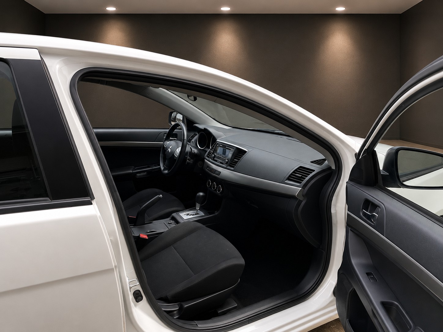 MITSUBISHI Lancer Sportback 1.8 Invite CVT Automat-image-8