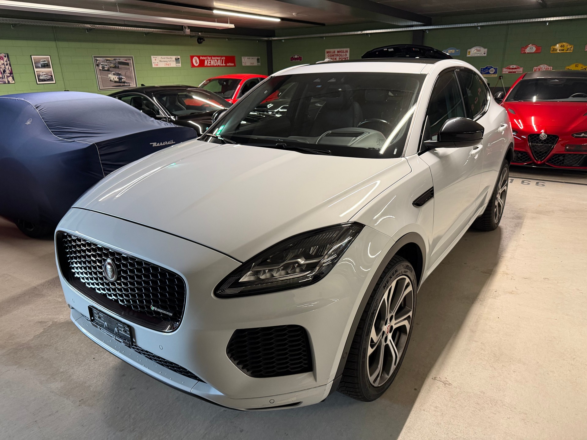 JAGUAR 2.0 P250 AWD First Edition-image-0