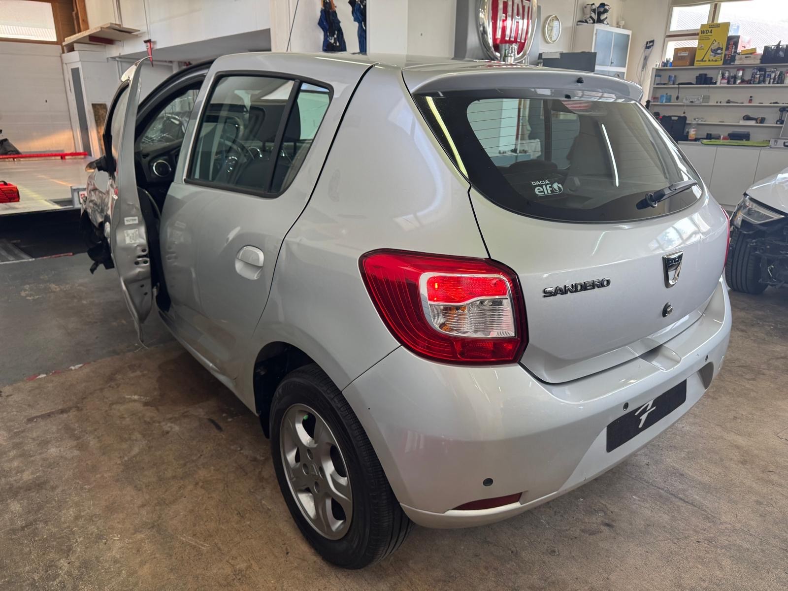 DACIA Sandero Tce 90 Celebration-image-3
