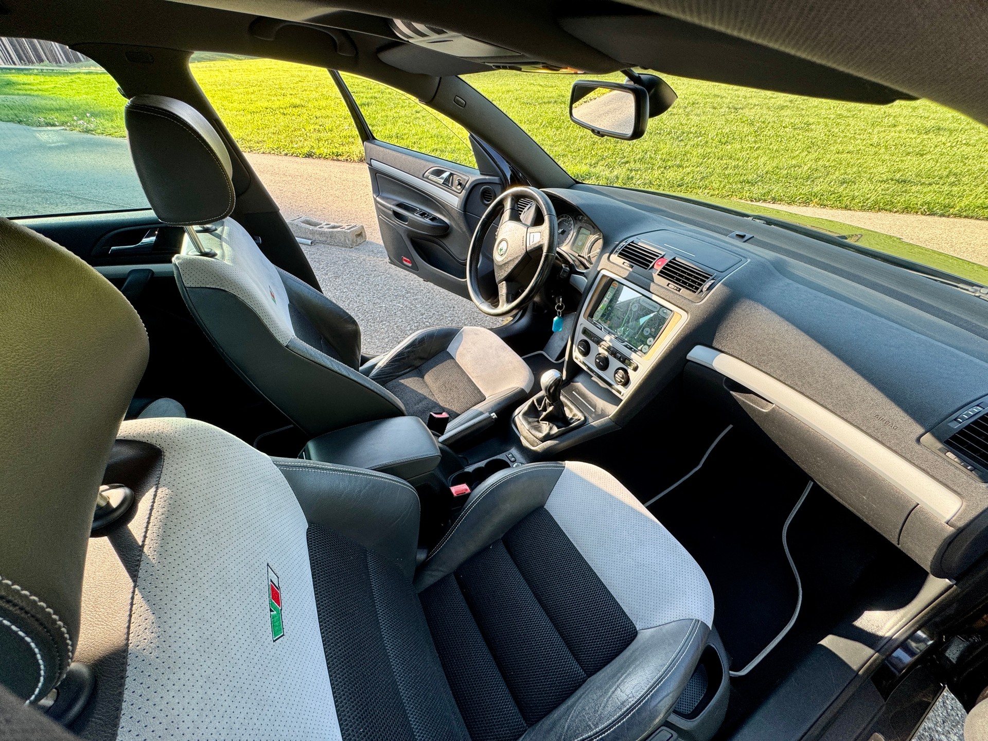 SKODA 2.0 TFSI 200 RS-image-16