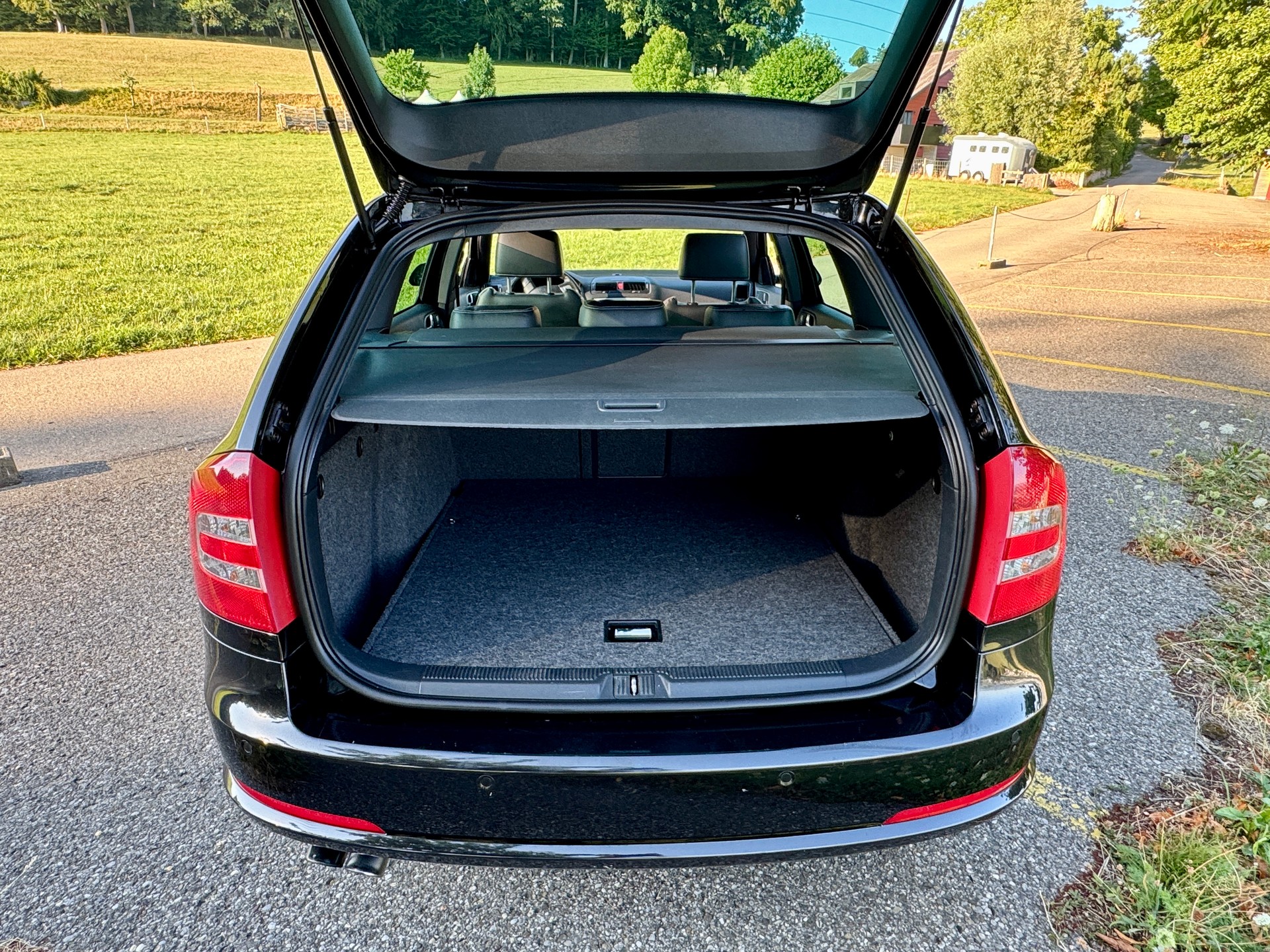 SKODA 2.0 TFSI 200 RS-image-4