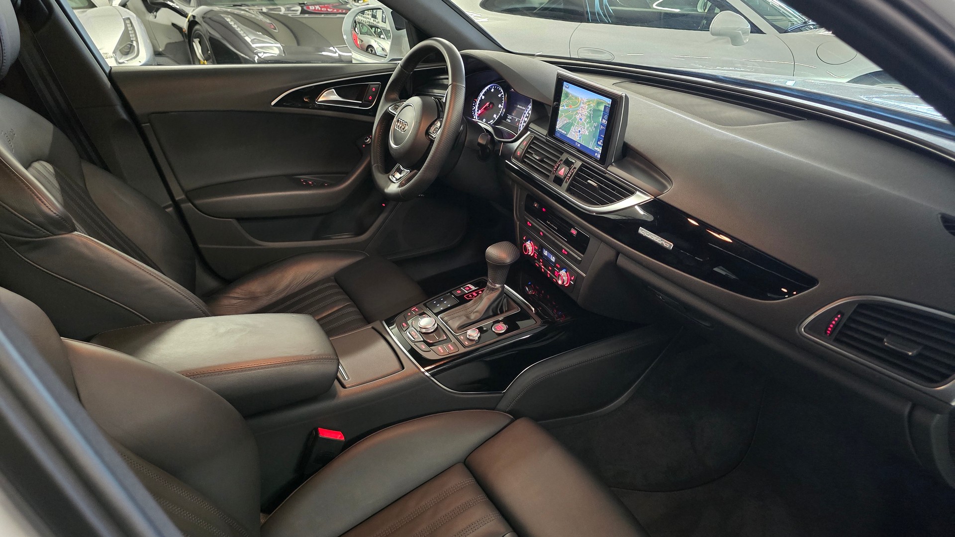AUDI A6 Avant S Line 3.0 TDI V6 quattro S-tronic-image-18
