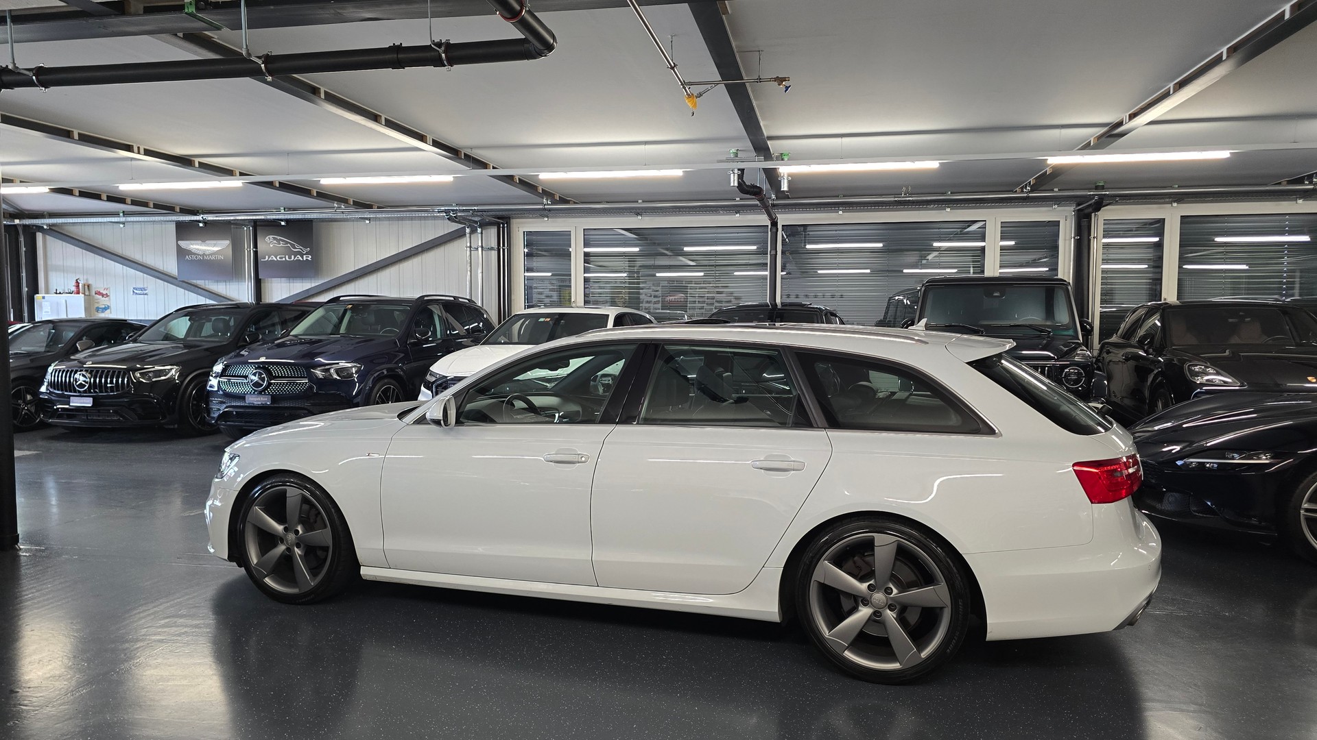 AUDI A6 Avant S Line 3.0 TDI V6 quattro S-tronic-image-8