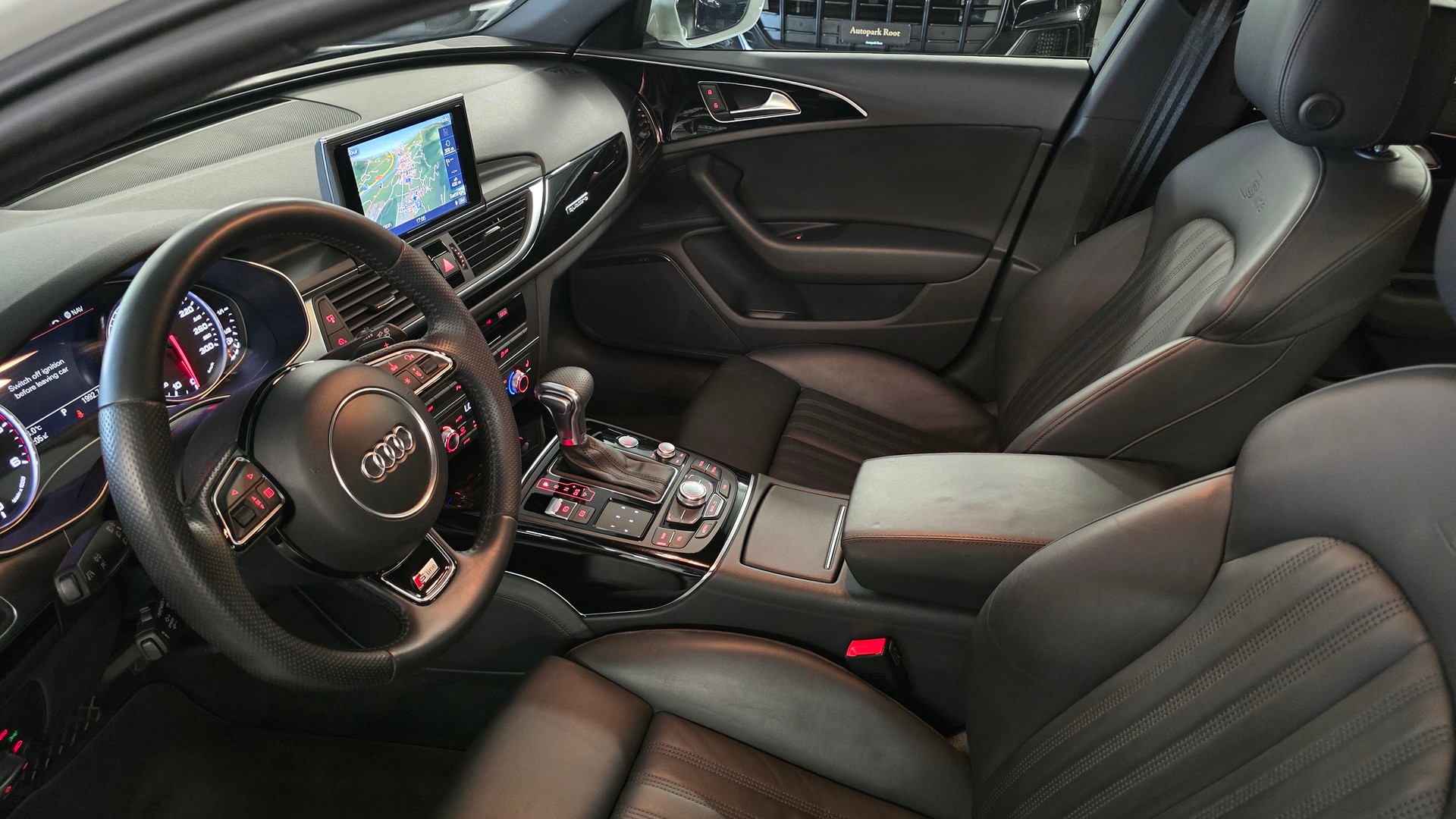 AUDI A6 Avant S Line 3.0 TDI V6 quattro S-tronic-image-16