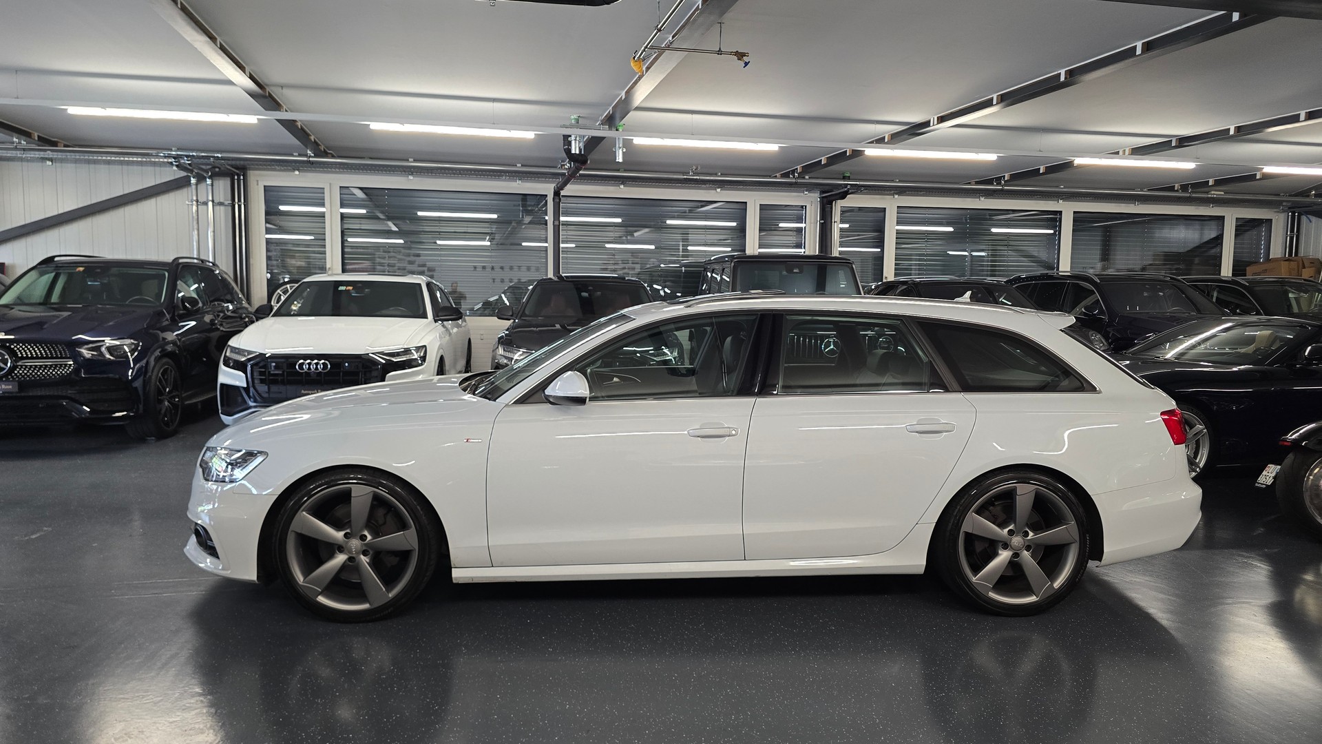 AUDI A6 Avant S Line 3.0 TDI V6 quattro S-tronic-image-9