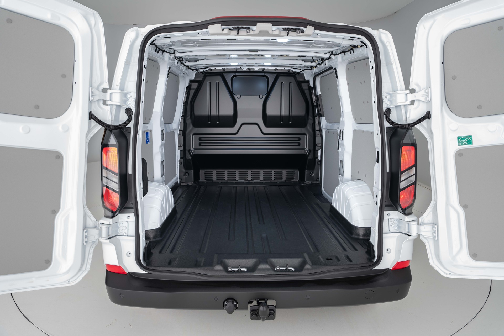 FORD Transit Custom Van 280 L1 2.0 EcoBlue 110PS Trend-image-17