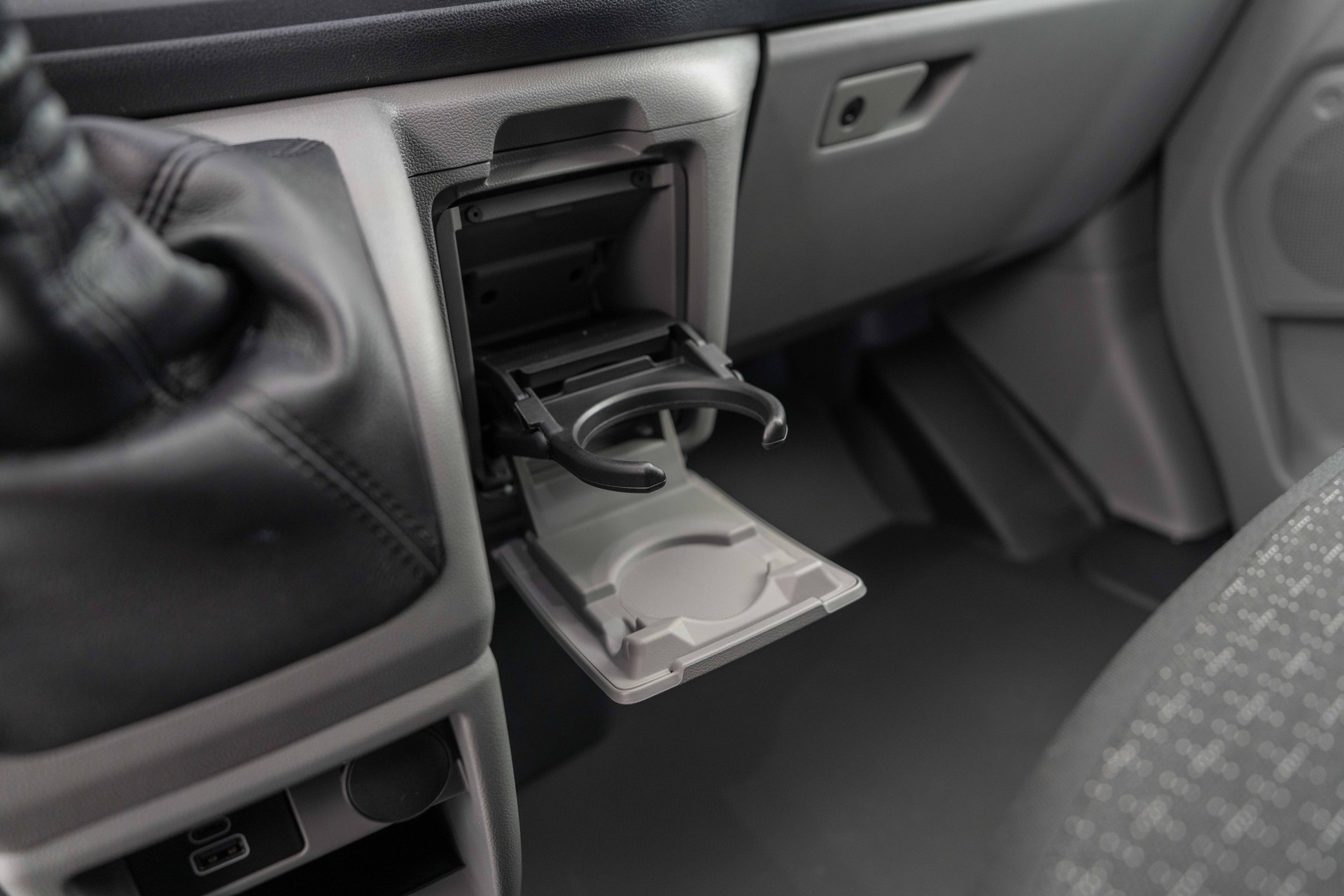 FORD Transit Custom Van 280 L1 2.0 EcoBlue 110PS Trend-image-18