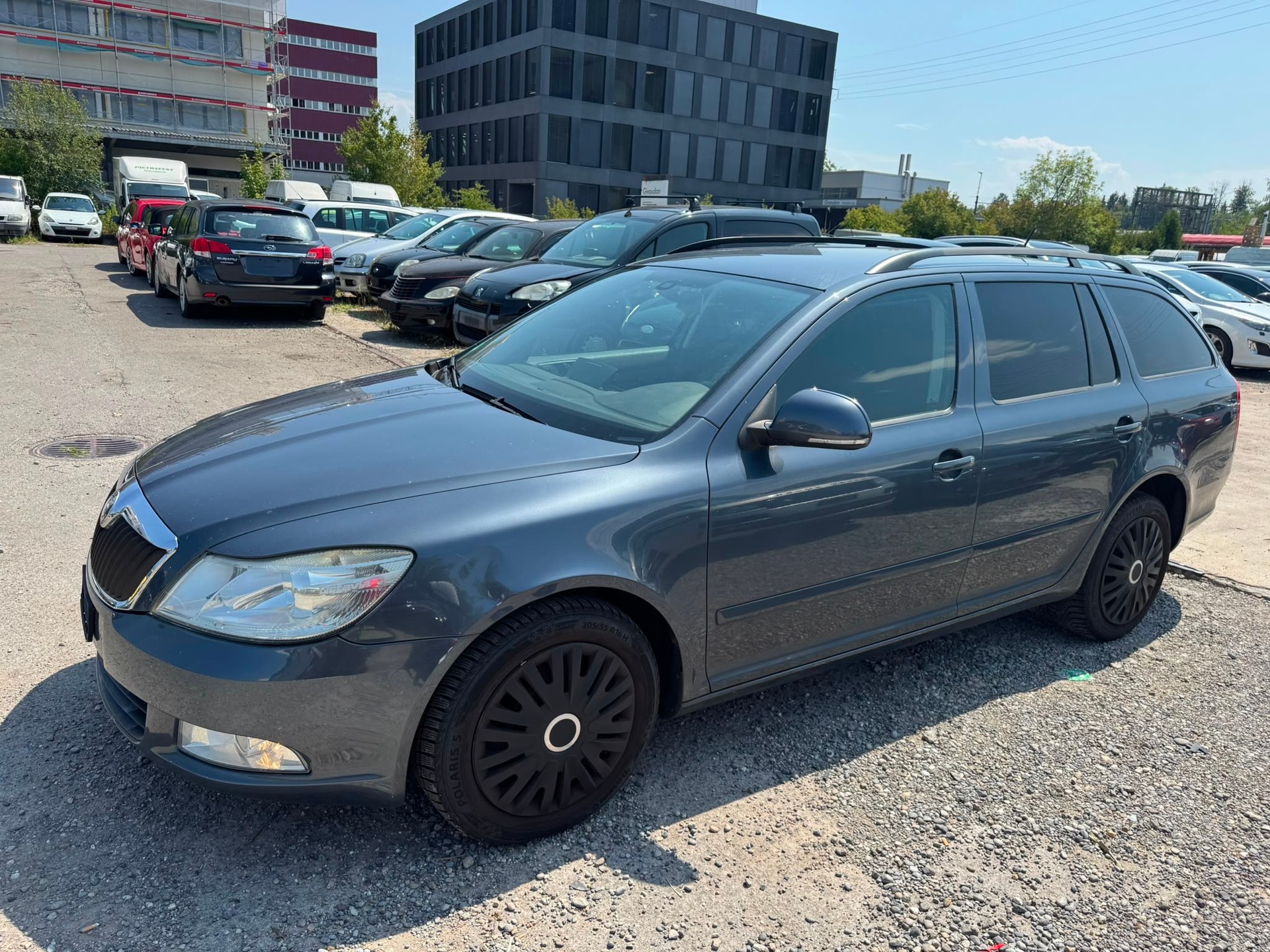 SKODA Octavia Combi 1.9 TDI Elegance DSG-image-1