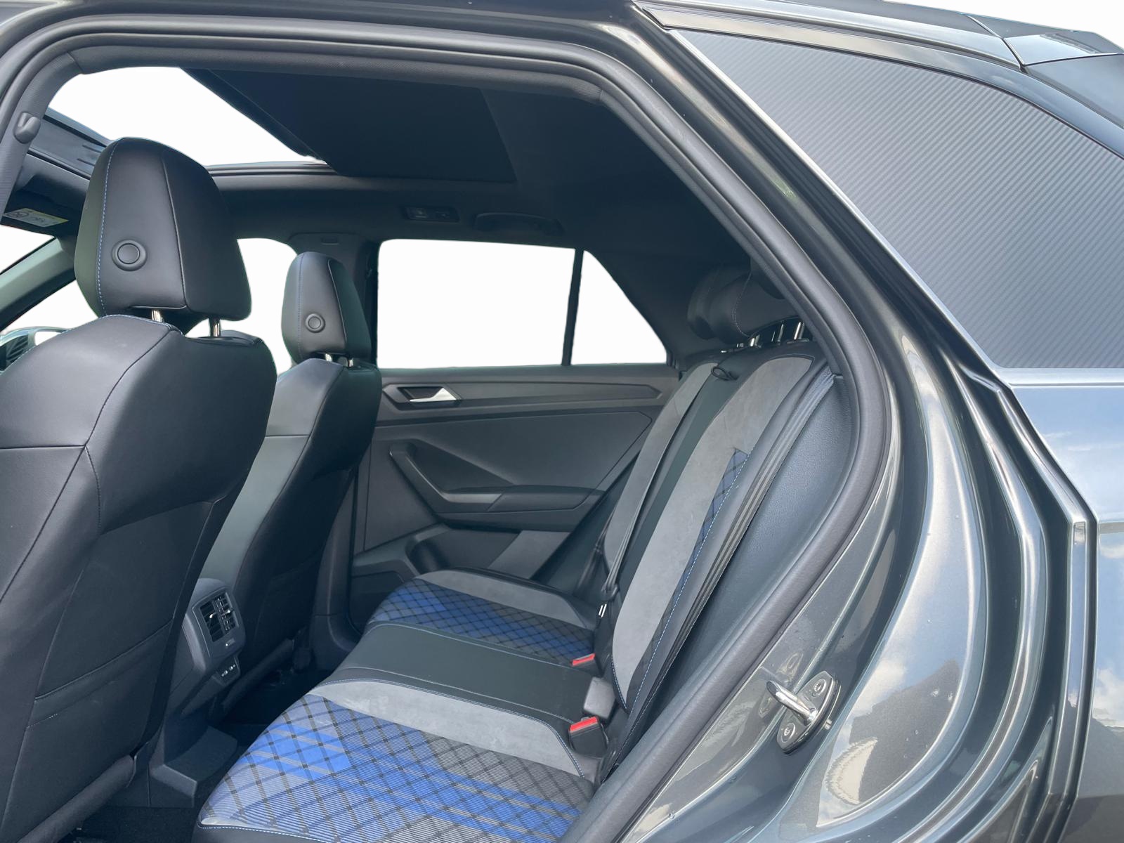 VW T-Roc 2.0 TSI R DSG 4Motion-image-7