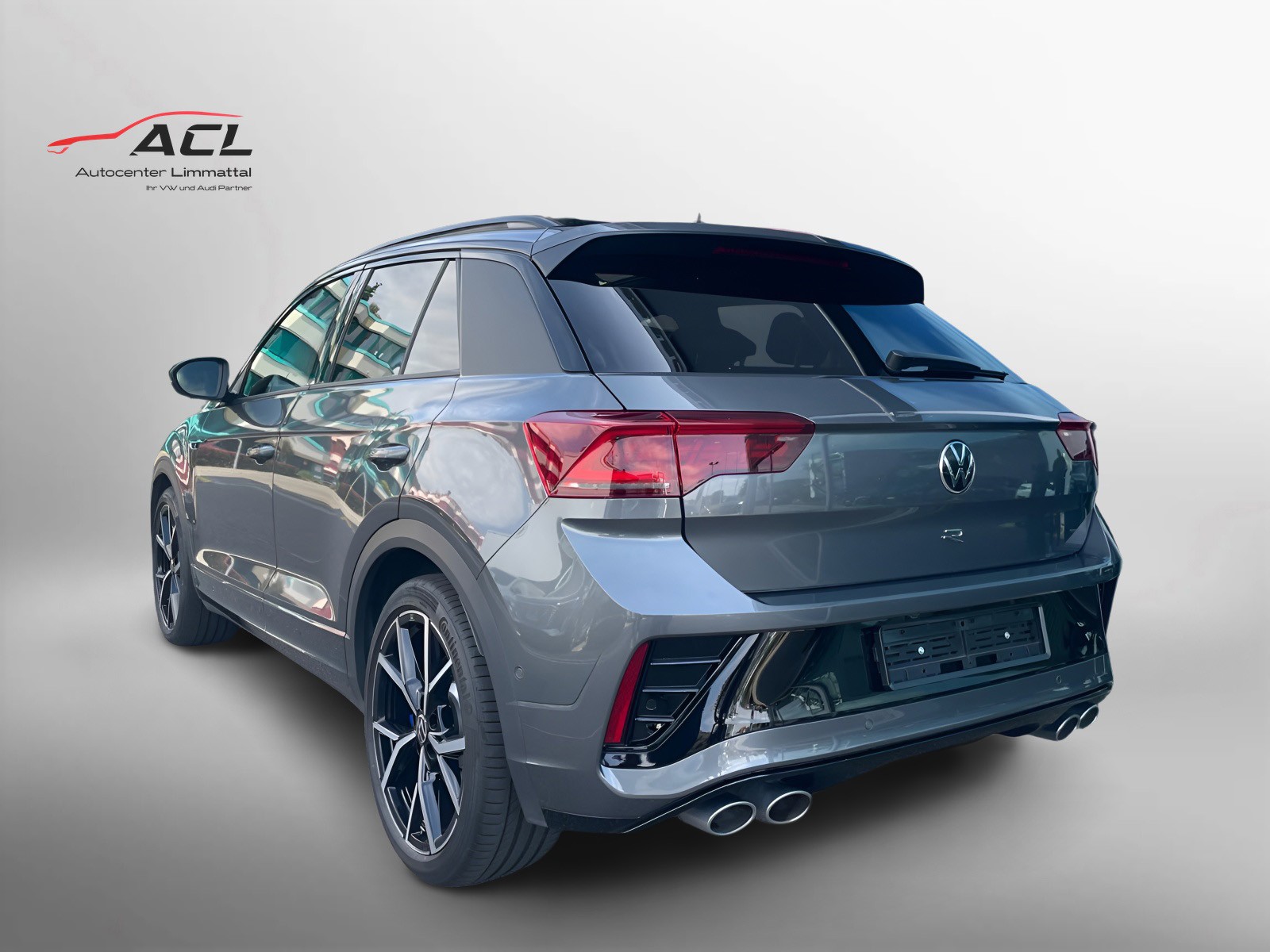 VW T-Roc 2.0 TSI R DSG 4Motion-image-8