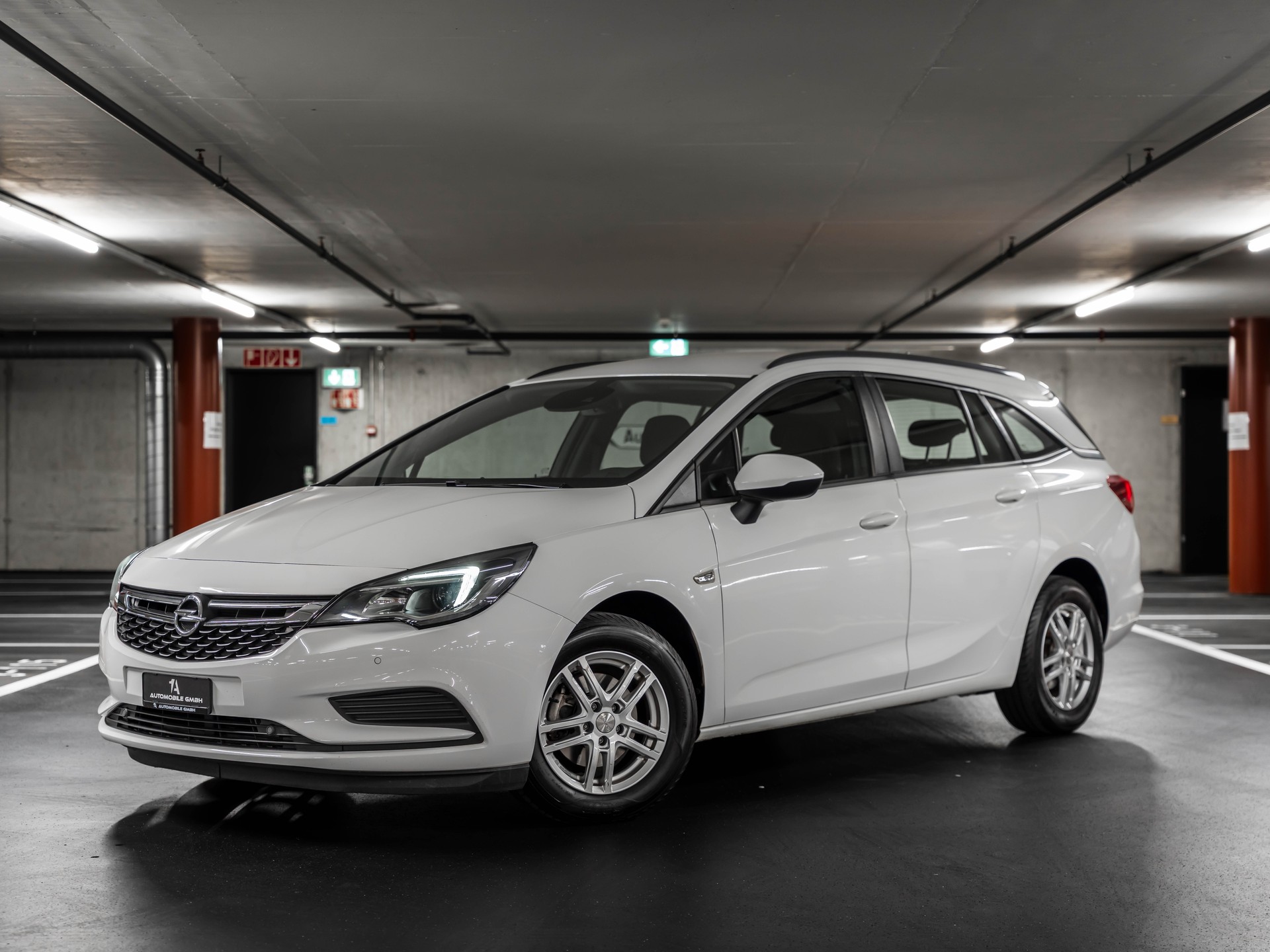 OPEL Astra Sports Tourer 1.6 CDTi ecoF Enjoy-image-0