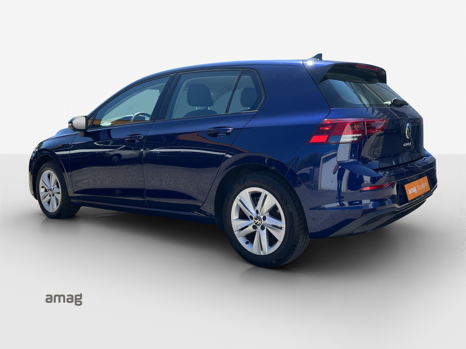 VW Golf 1.5 TSI ACT Life-image-2