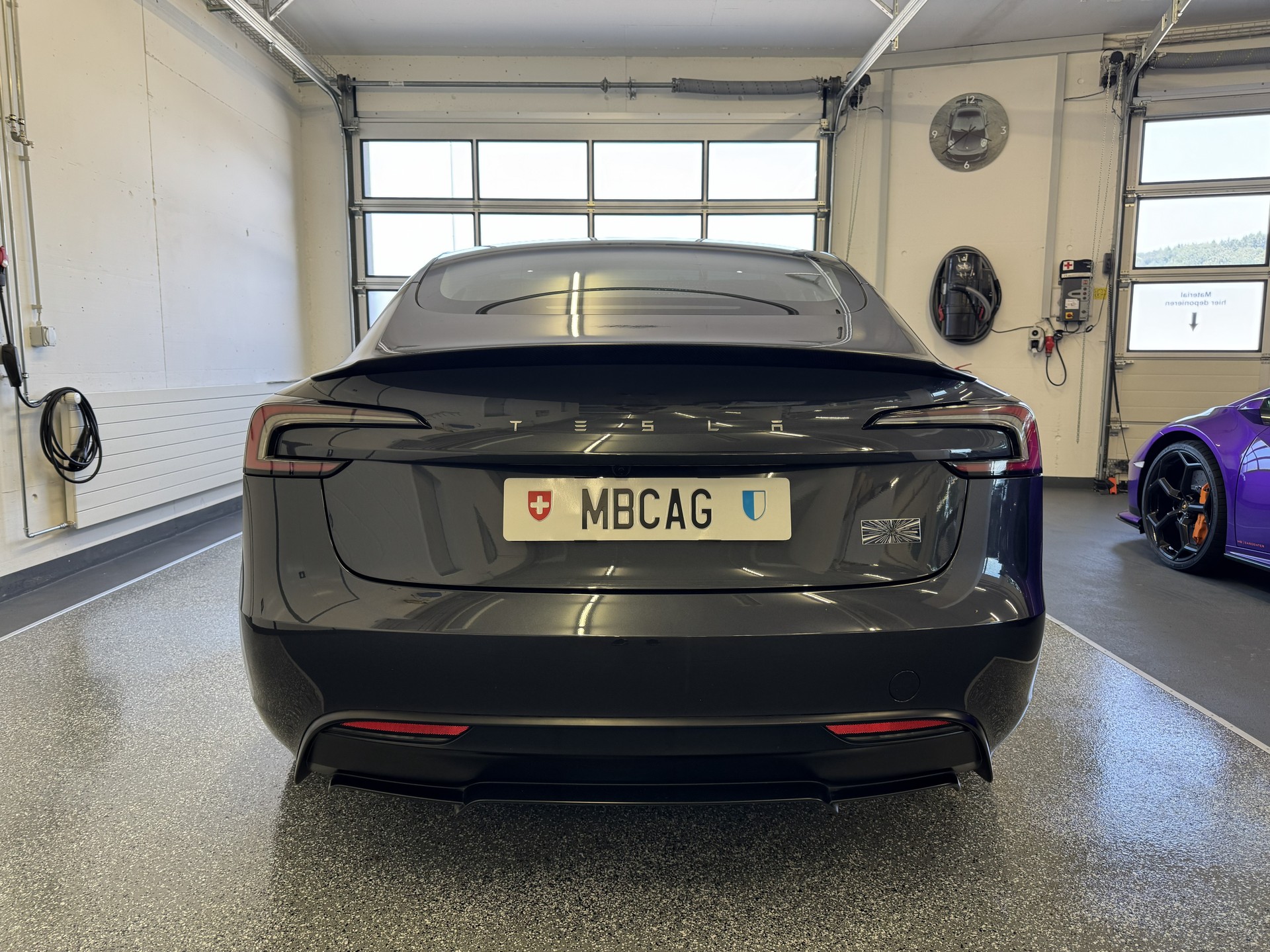 TESLA Model 3 Dual Motor Performance AWD-image-4
