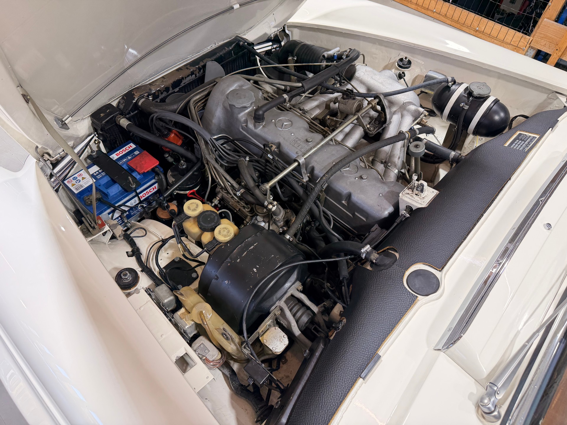 MERCEDES-BENZ 280 SL Pagode VETERAN-image-21