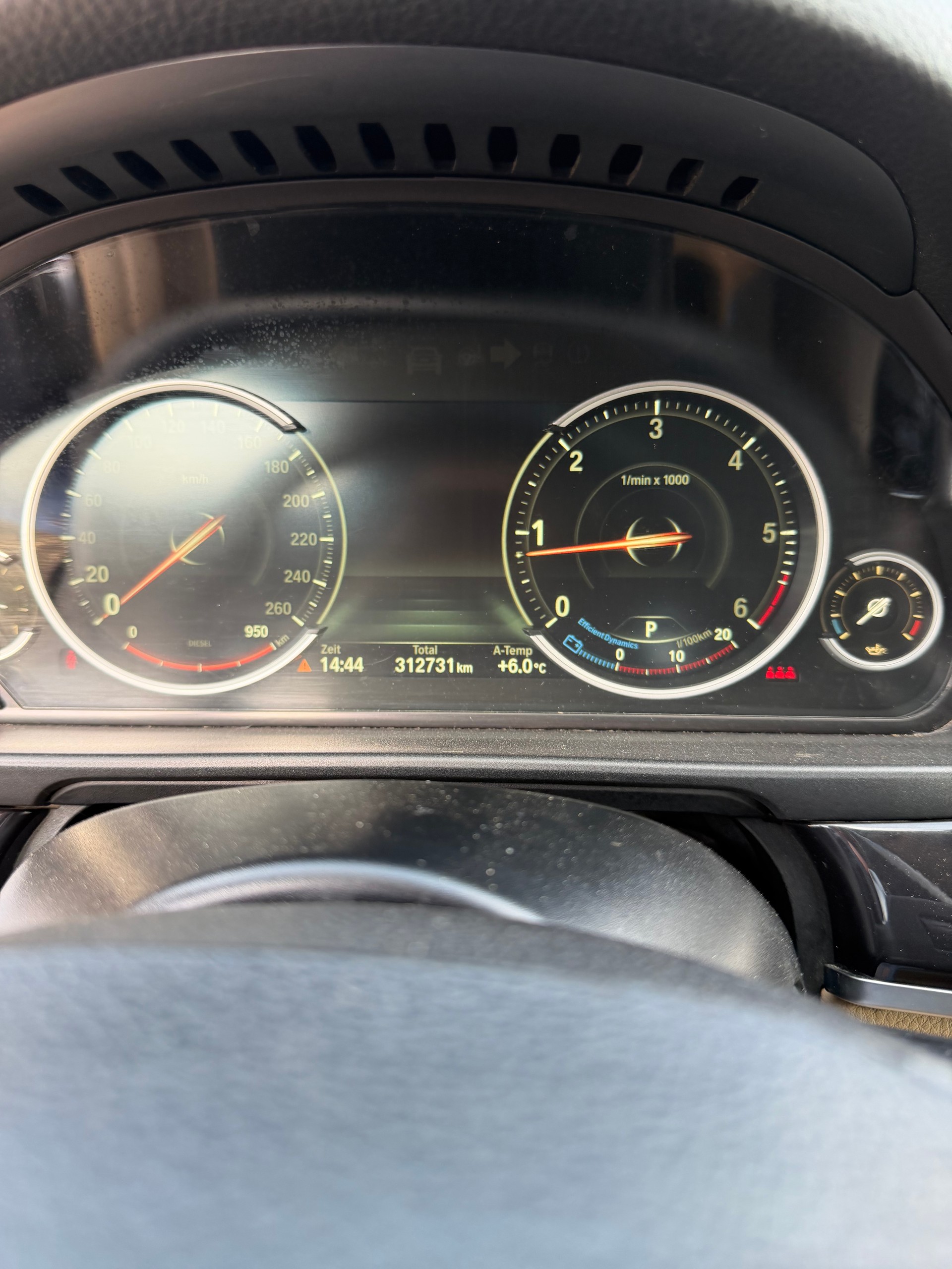 BMW 520d Touring Luxury Line Steptronic-image-15