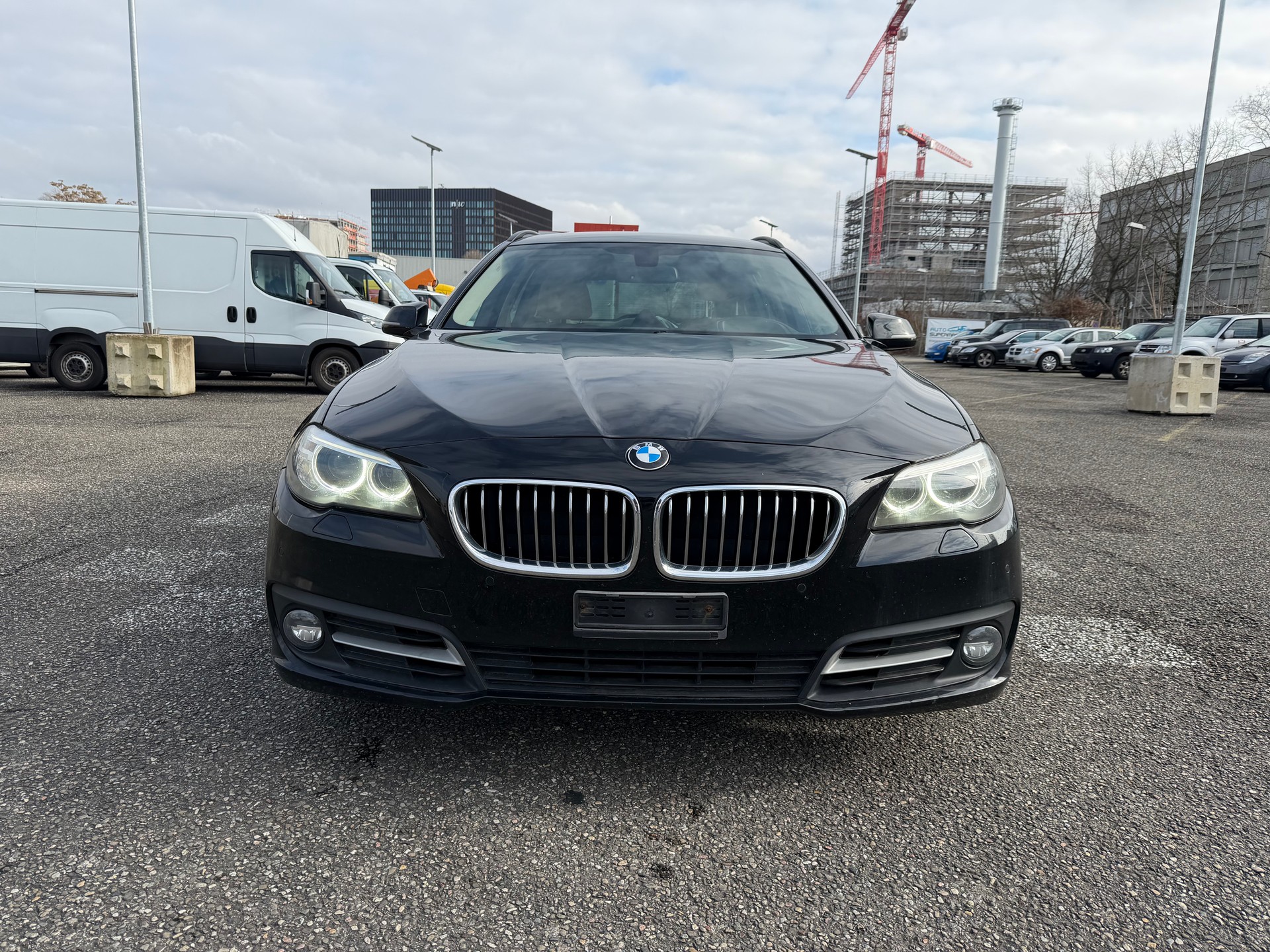 BMW 520d Touring Luxury Line Steptronic-image-7