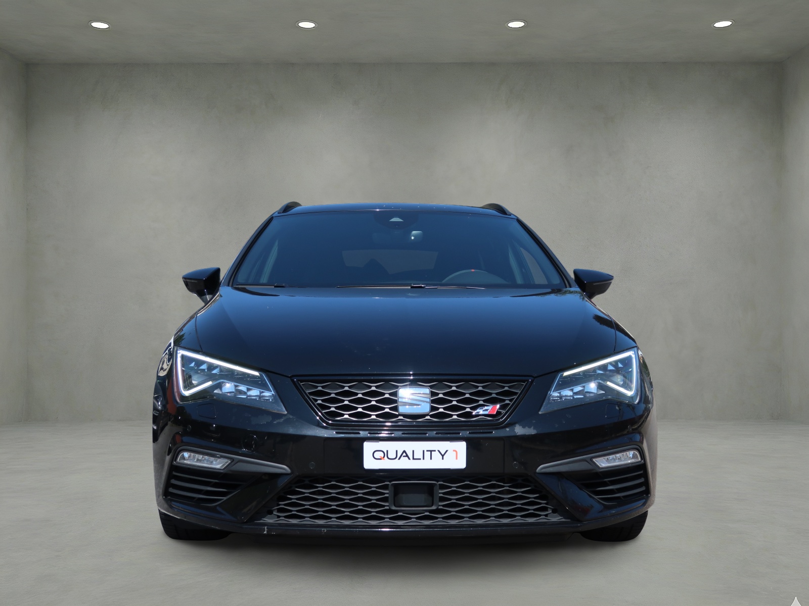 SEAT Leon ST 2.0 TSI Cupra 300 4 Drive DSG-image-1