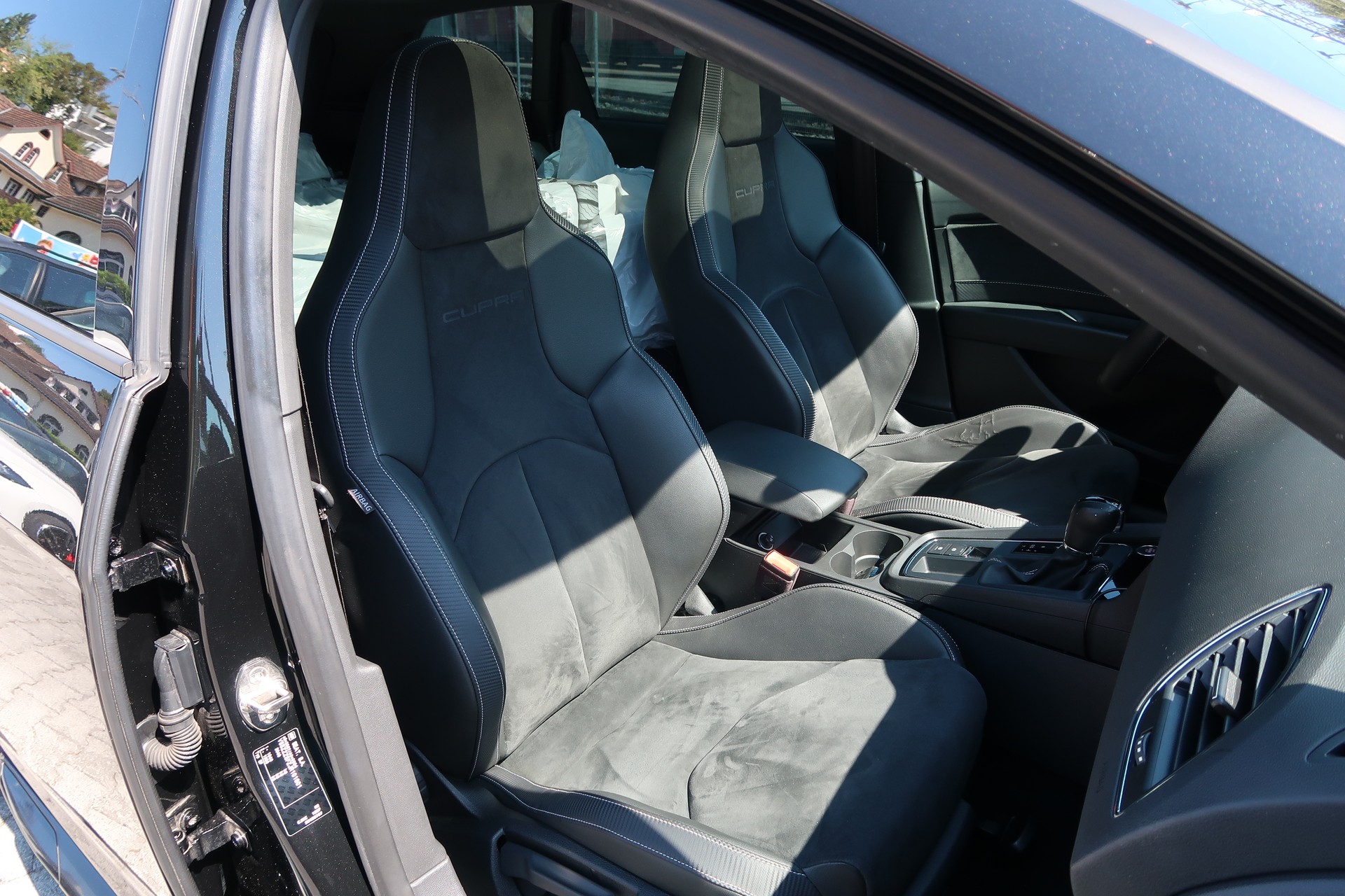 SEAT Leon ST 2.0 TSI Cupra 300 4 Drive DSG-image-20