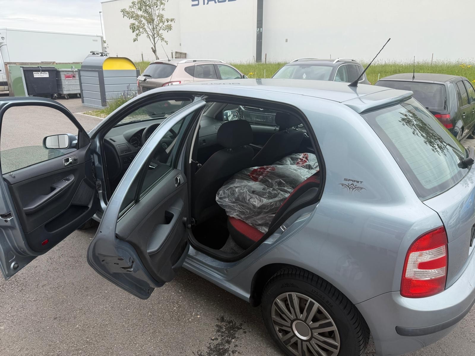 SKODA Fabia 1.2 Spirit-image-8