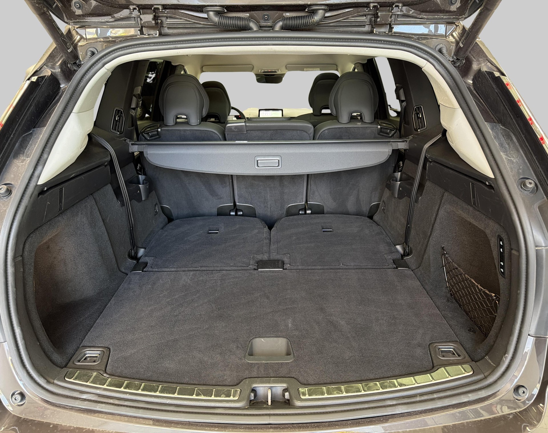 VOLVO EX90 Twin Plus AWD-image-7