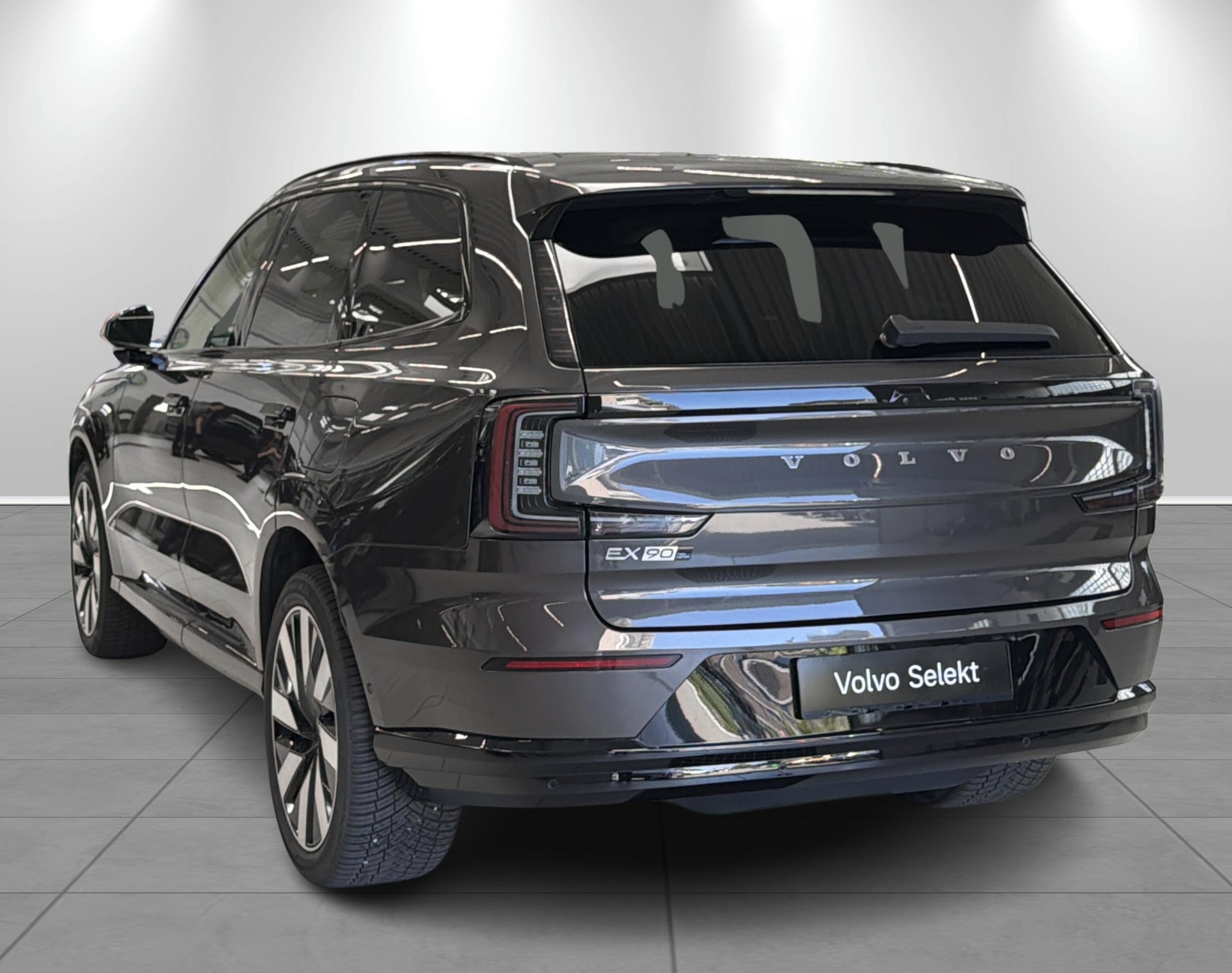 VOLVO EX90 Twin Plus AWD-image-2
