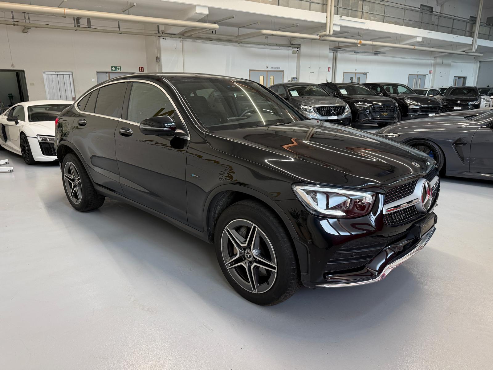MERCEDES-BENZ GLC Coupé 300 e AMG Line 9G-Tronic-image-6