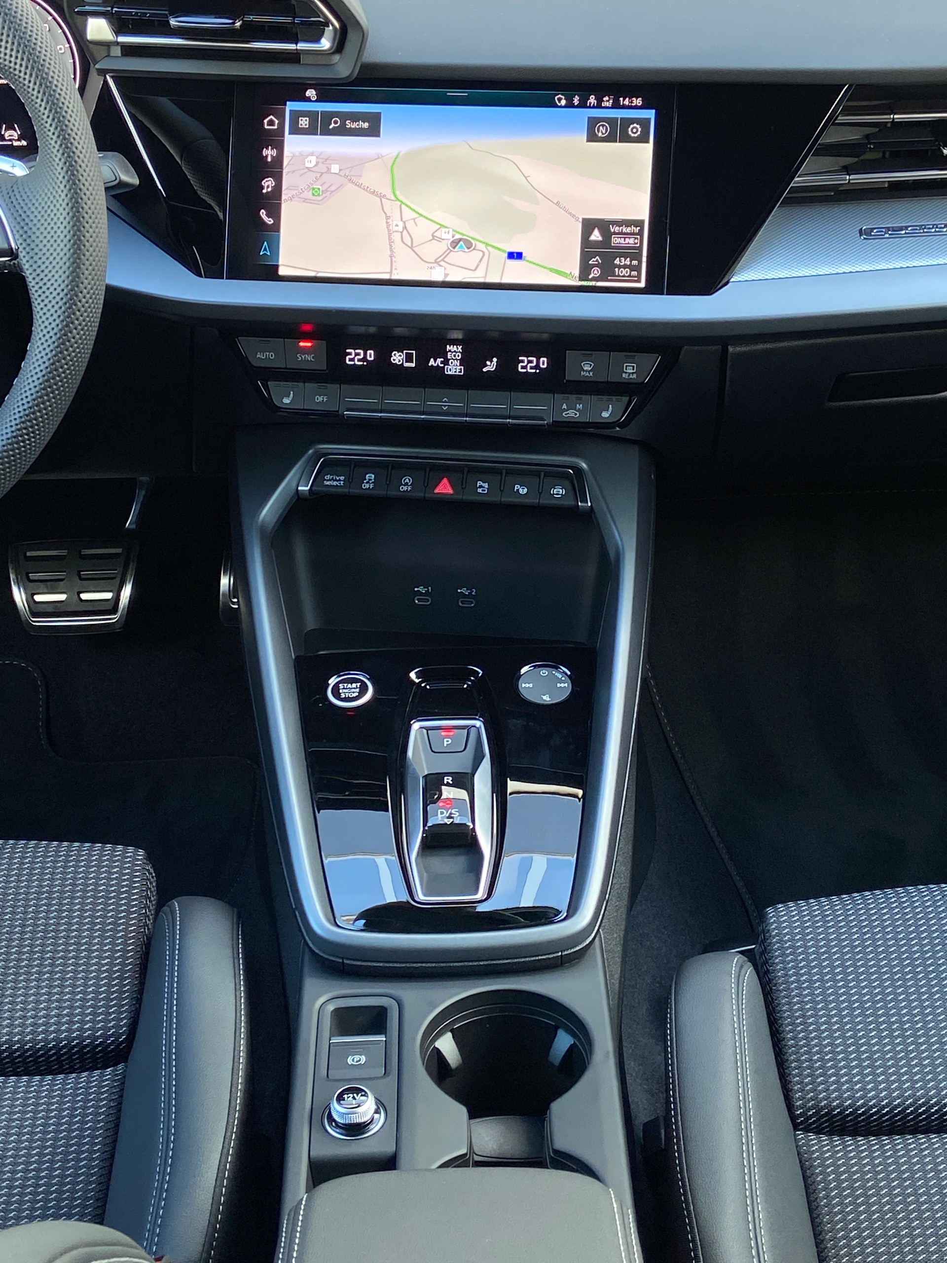 AUDI A3 allstreet TFSI quattro S tronic S-Line-image-9
