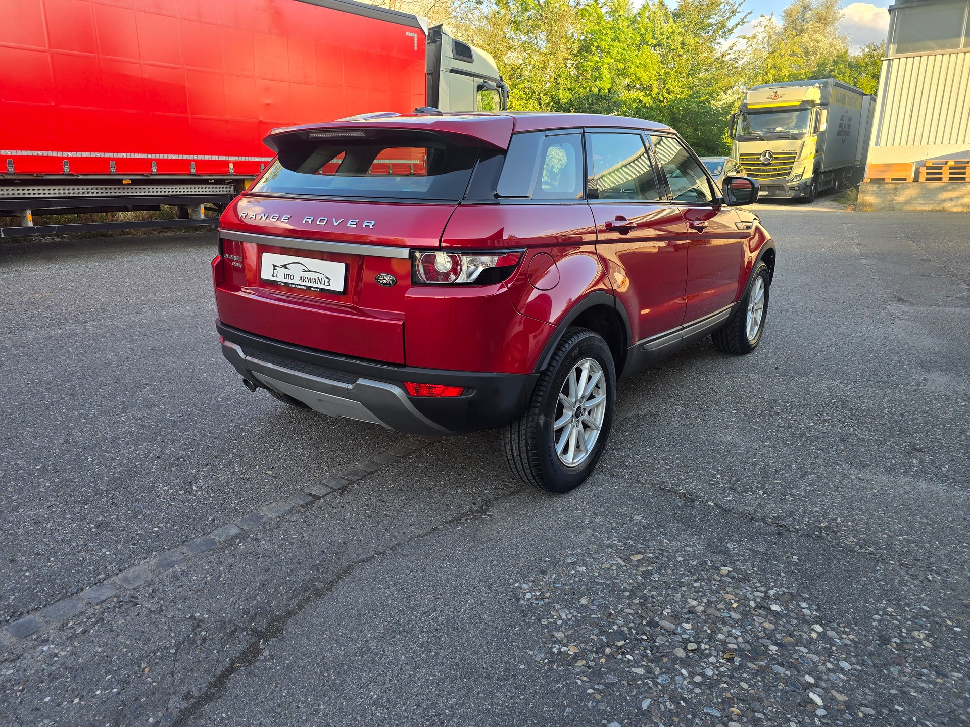 LAND ROVER Range Rover Evoque 2.0 TD4 SE-image-5