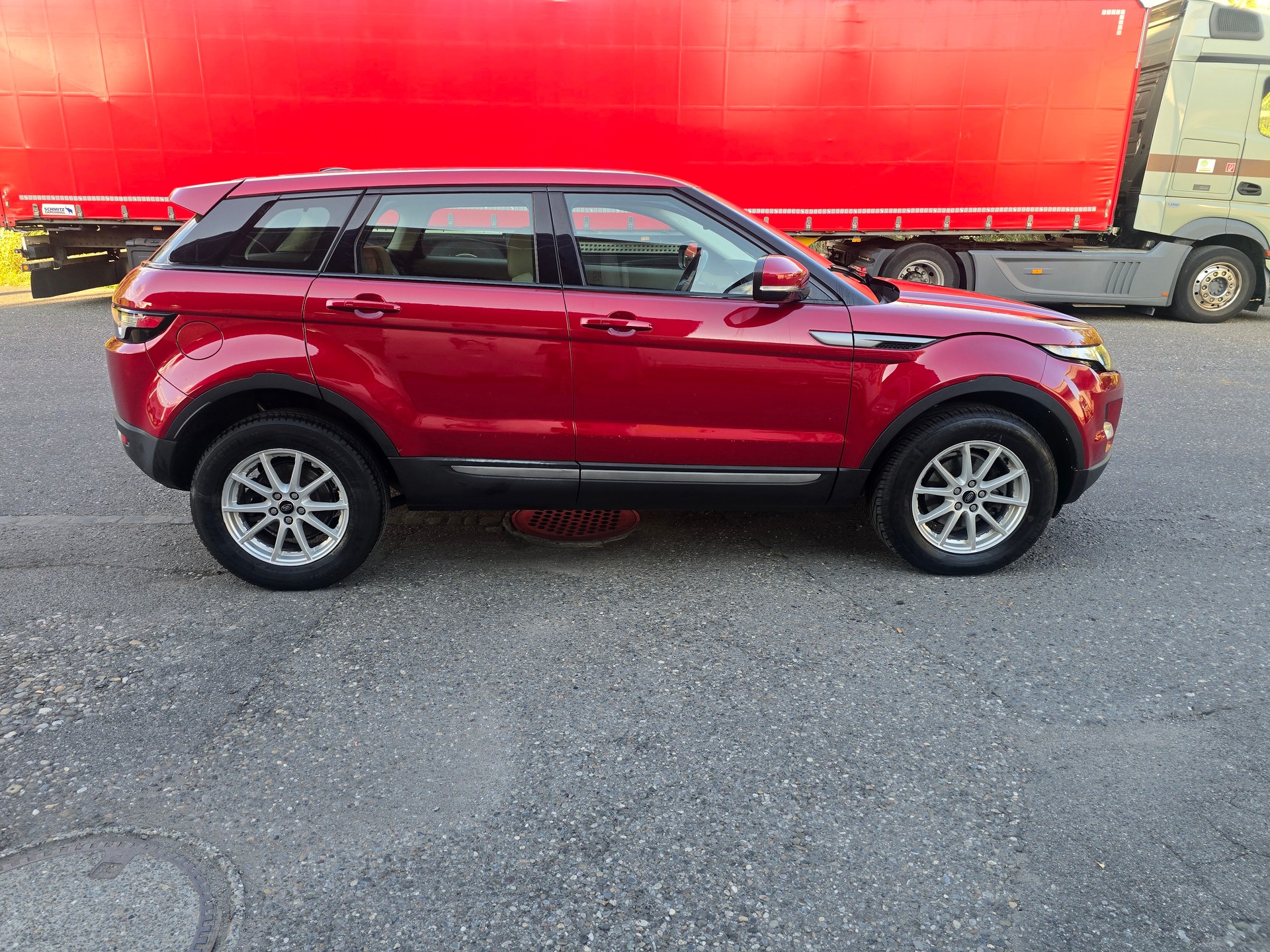 LAND ROVER Range Rover Evoque 2.0 TD4 SE-image-7