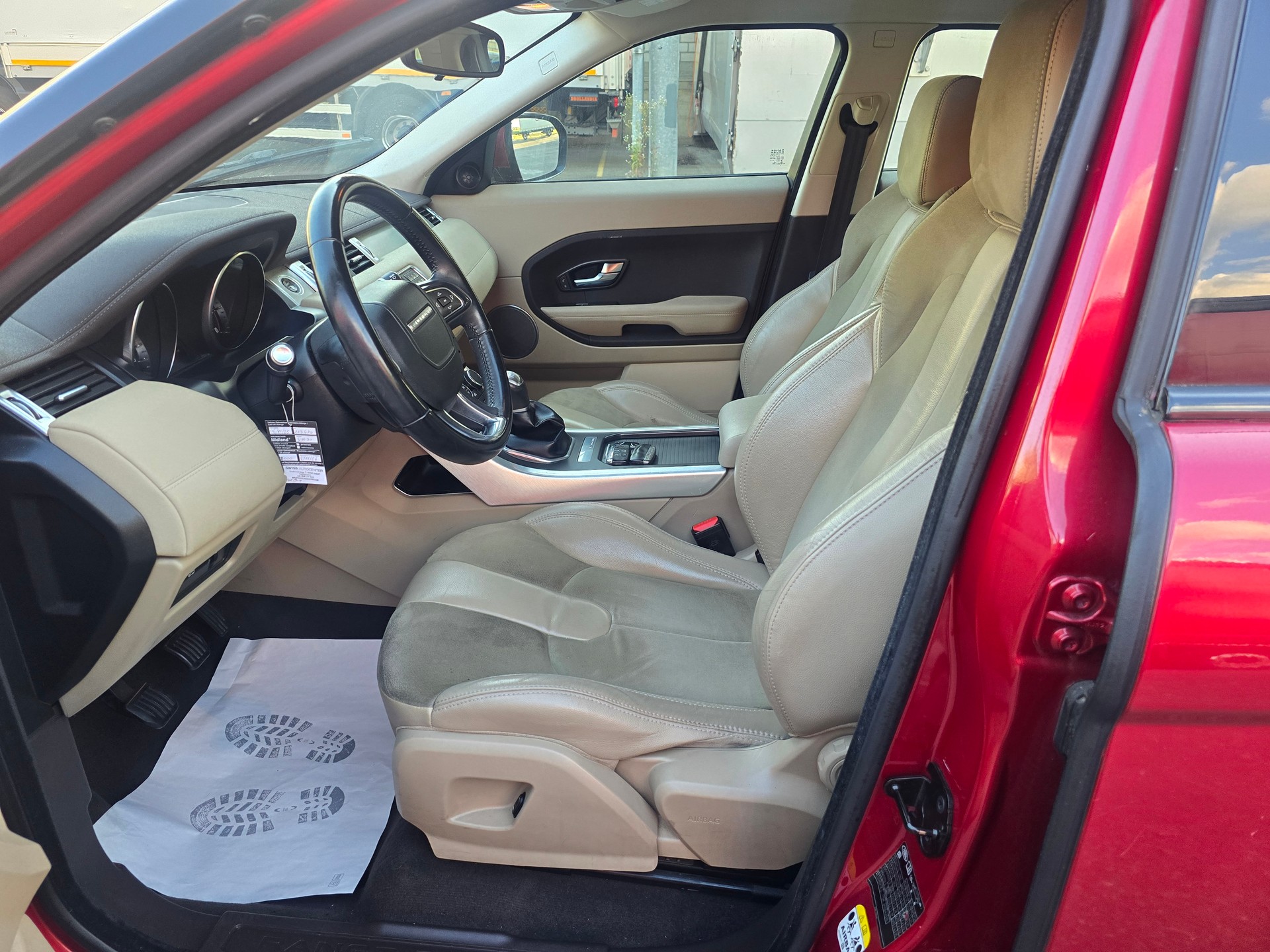 LAND ROVER Range Rover Evoque 2.0 TD4 SE-image-9