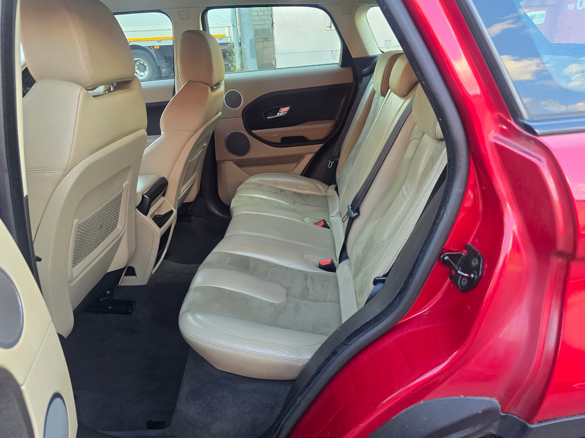 LAND ROVER Range Rover Evoque 2.0 TD4 SE-image-12
