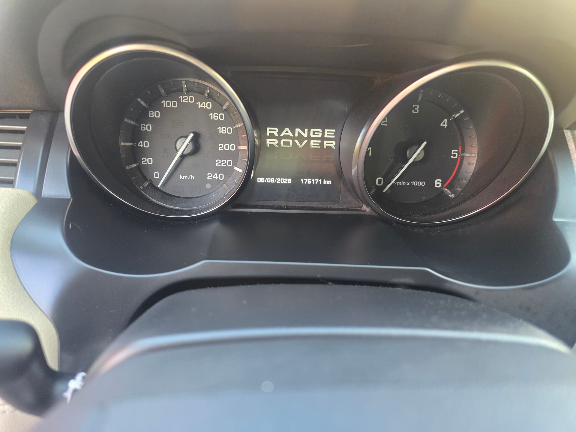 LAND ROVER Range Rover Evoque 2.0 TD4 SE-image-16