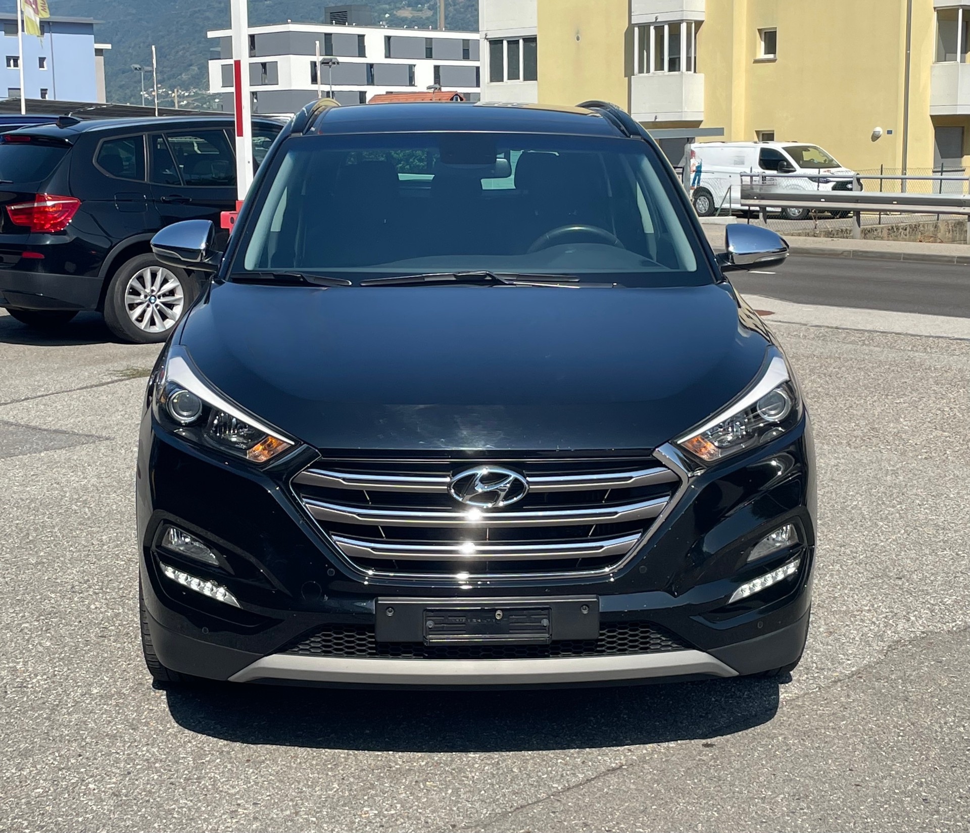 HYUNDAI Tucson 2.0 CRDI Vertex 4WD Automatic-image-0