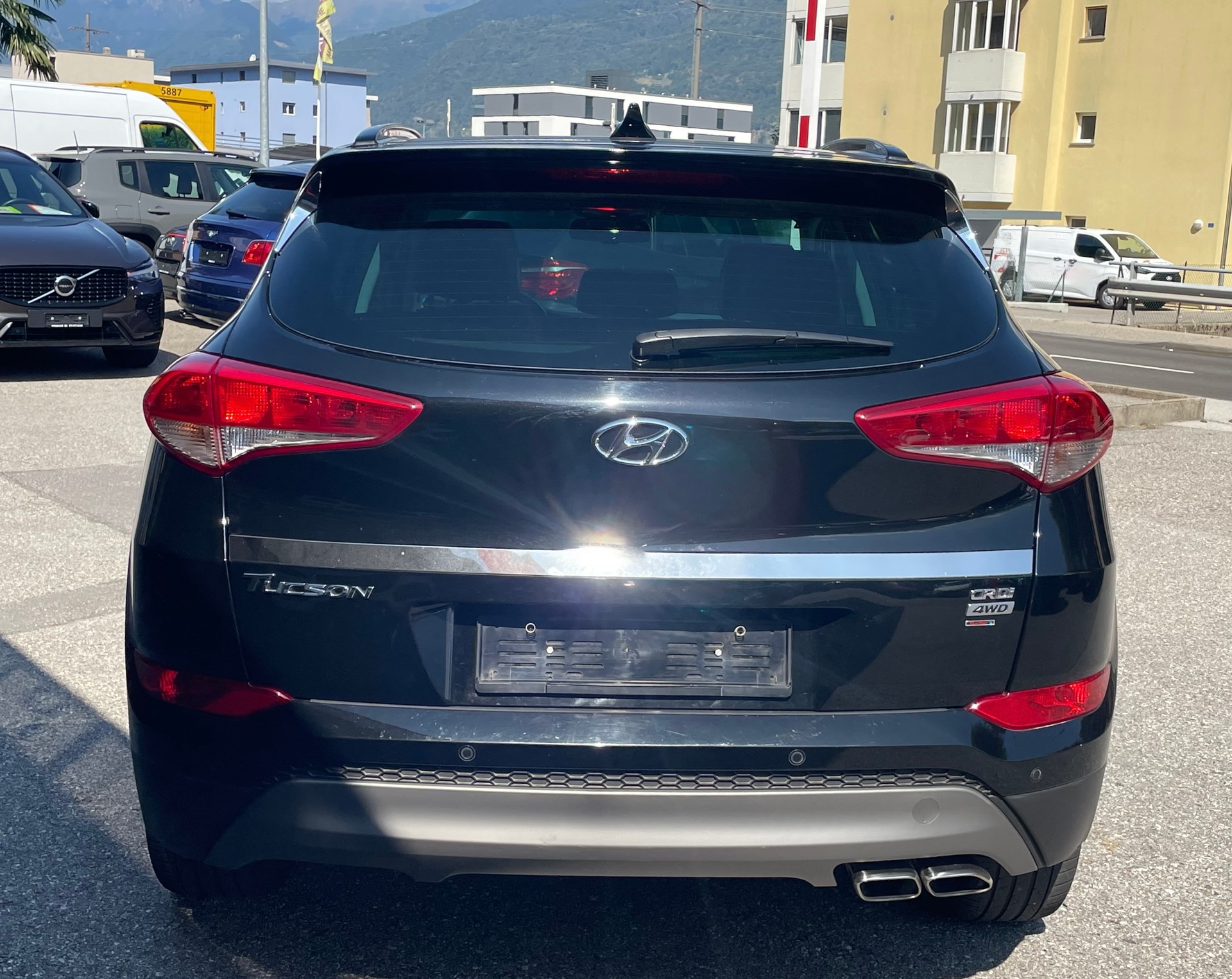 HYUNDAI Tucson 2.0 CRDI Vertex 4WD Automatic-image-9