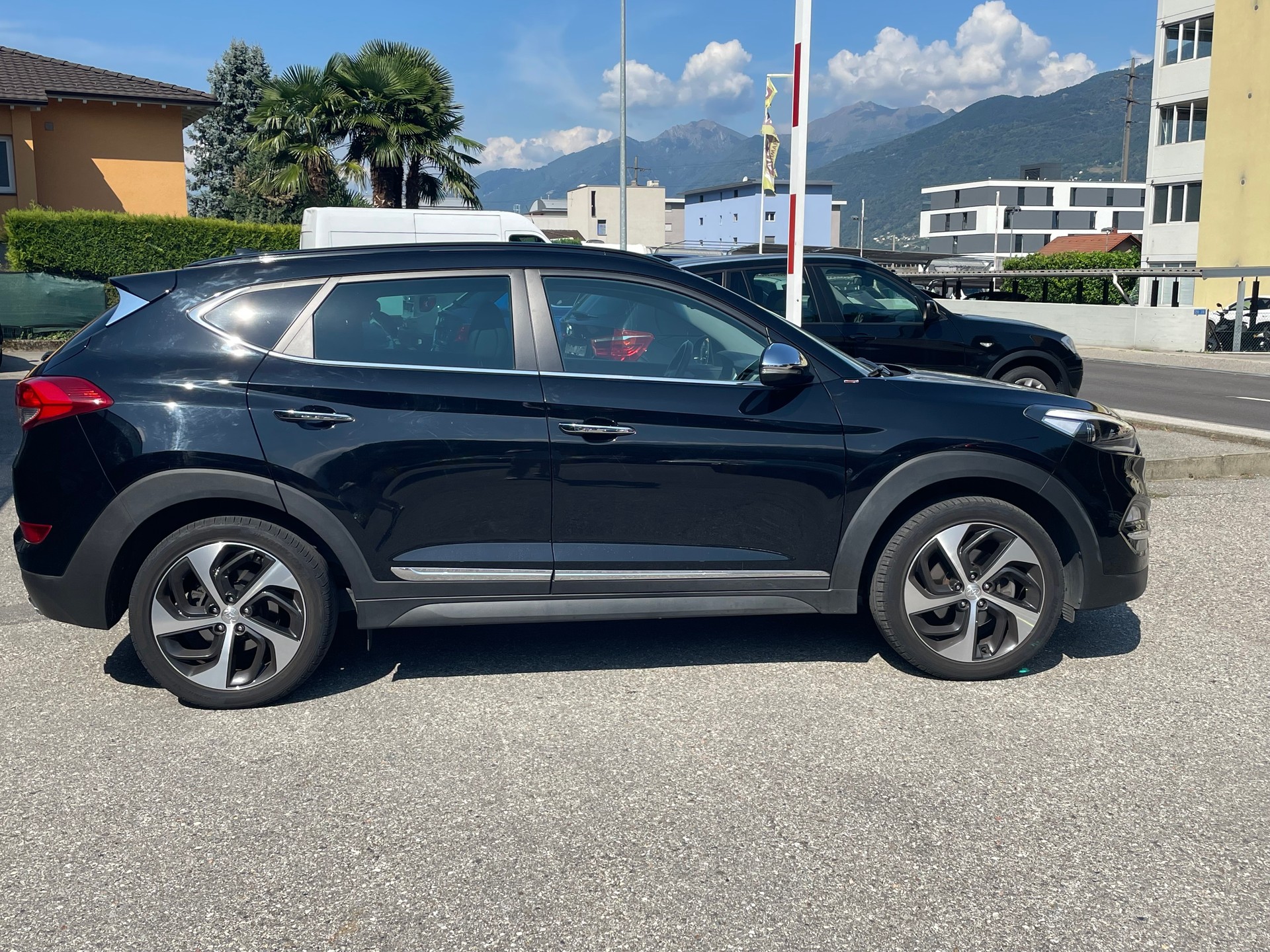 HYUNDAI Tucson 2.0 CRDI Vertex 4WD Automatic-image-11