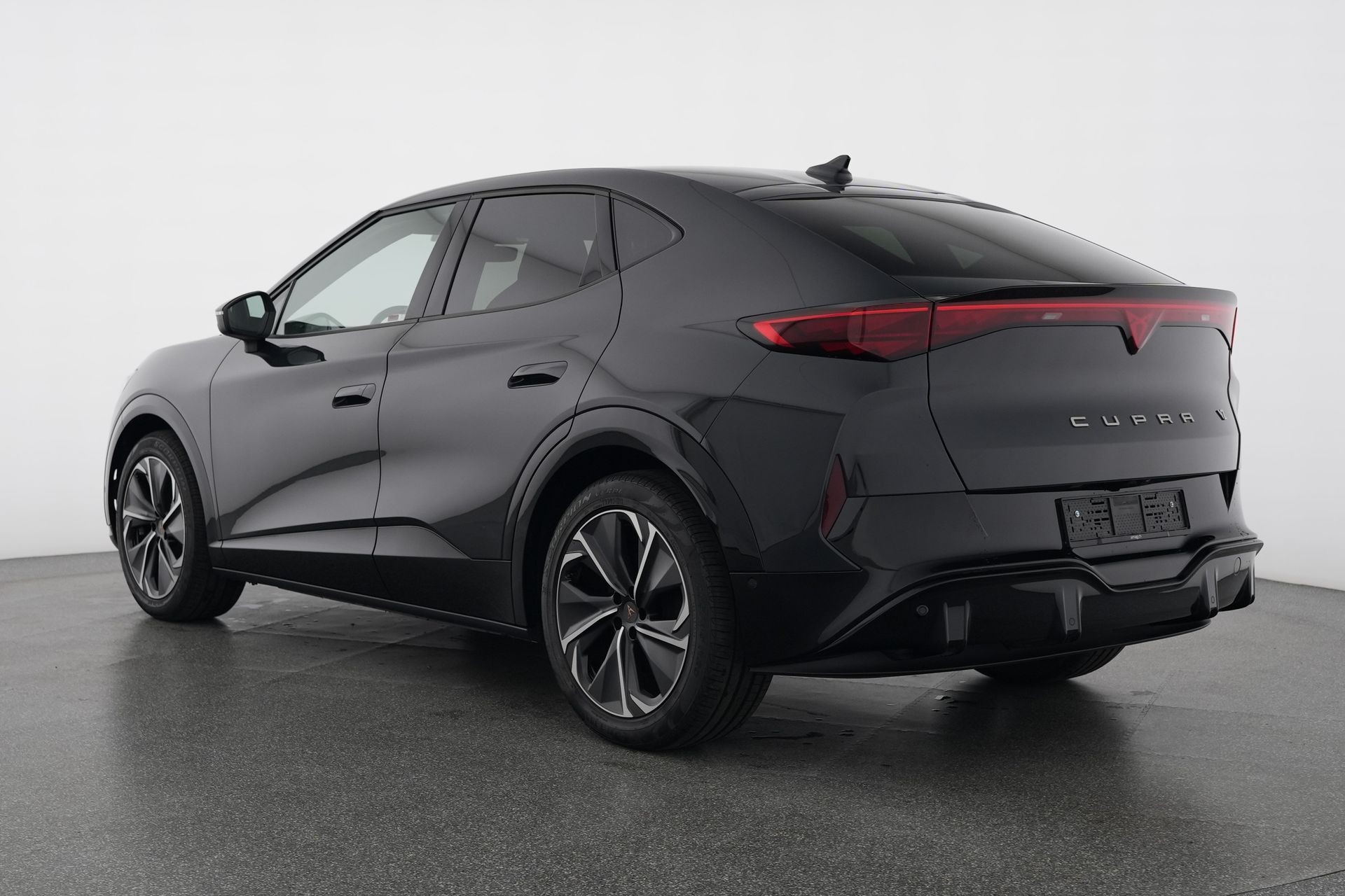 CUPRA Tavascan Type 8 77 kWh VZ-image-4