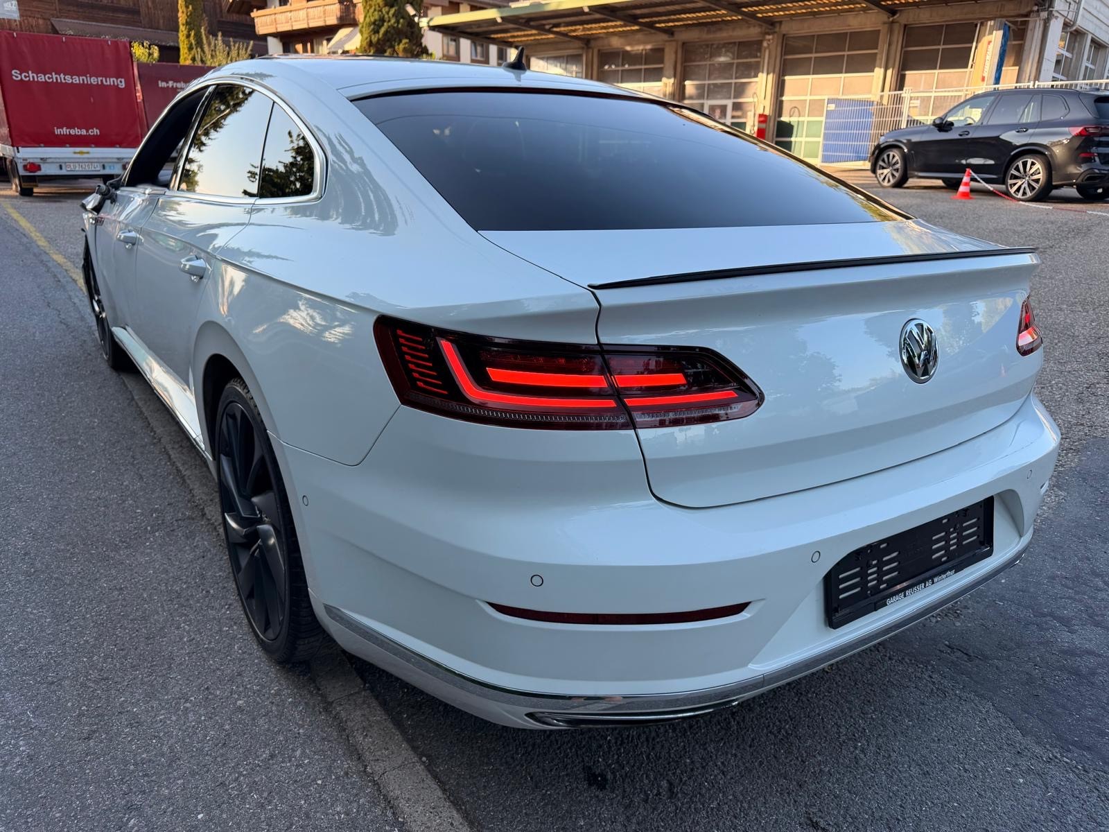 VW Arteon 2.0 TSI BMT R-Line 4Motion DSG-image-3