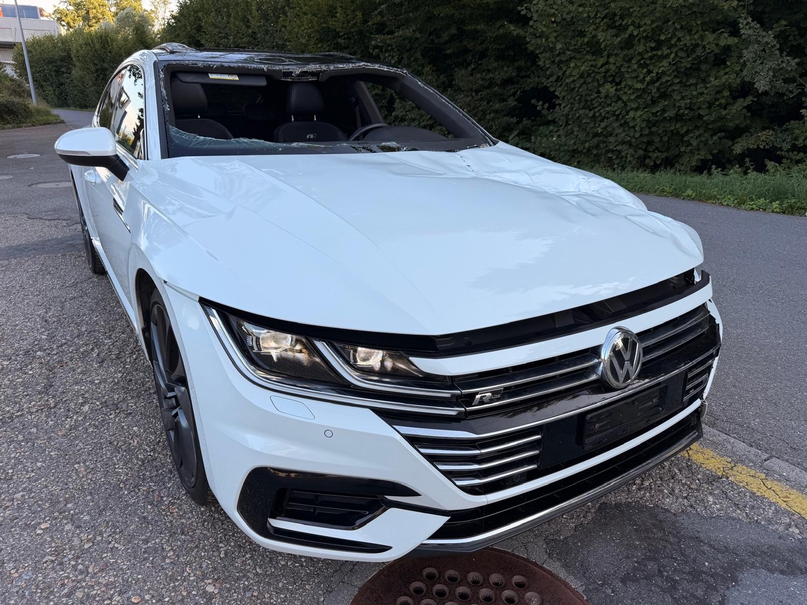 VW Arteon 2.0 TSI BMT R-Line 4Motion DSG-image-1
