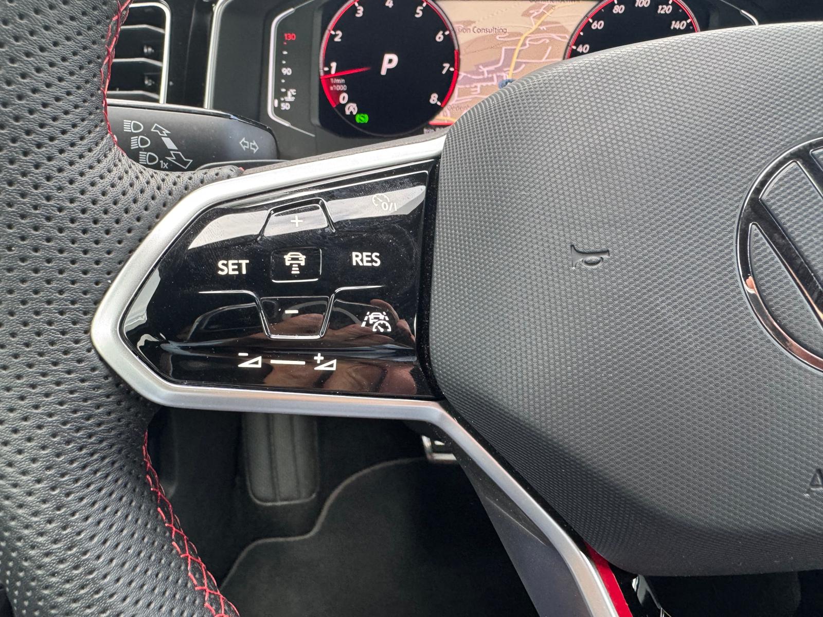 VW Polo 2.0 TSI GTI DSG-image-8