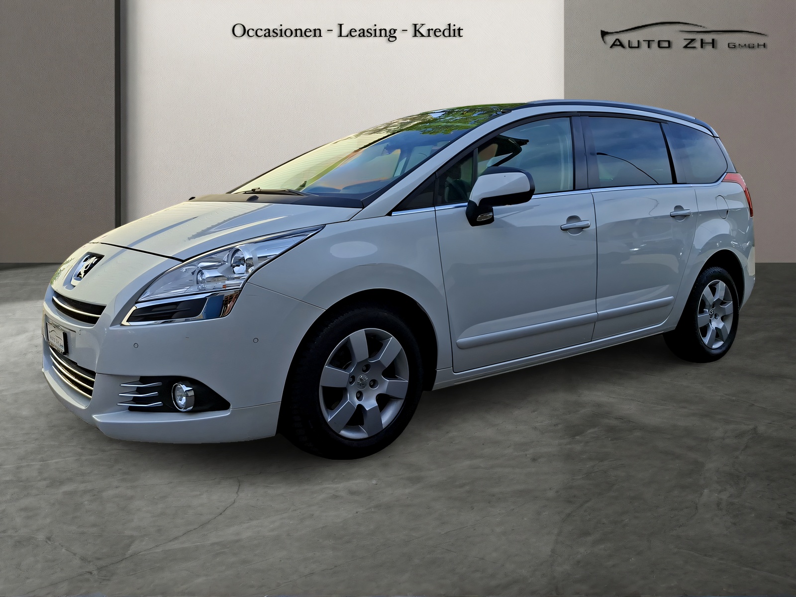 PEUGEOT 5008 1.6 16V T Allure Automatic-image-0