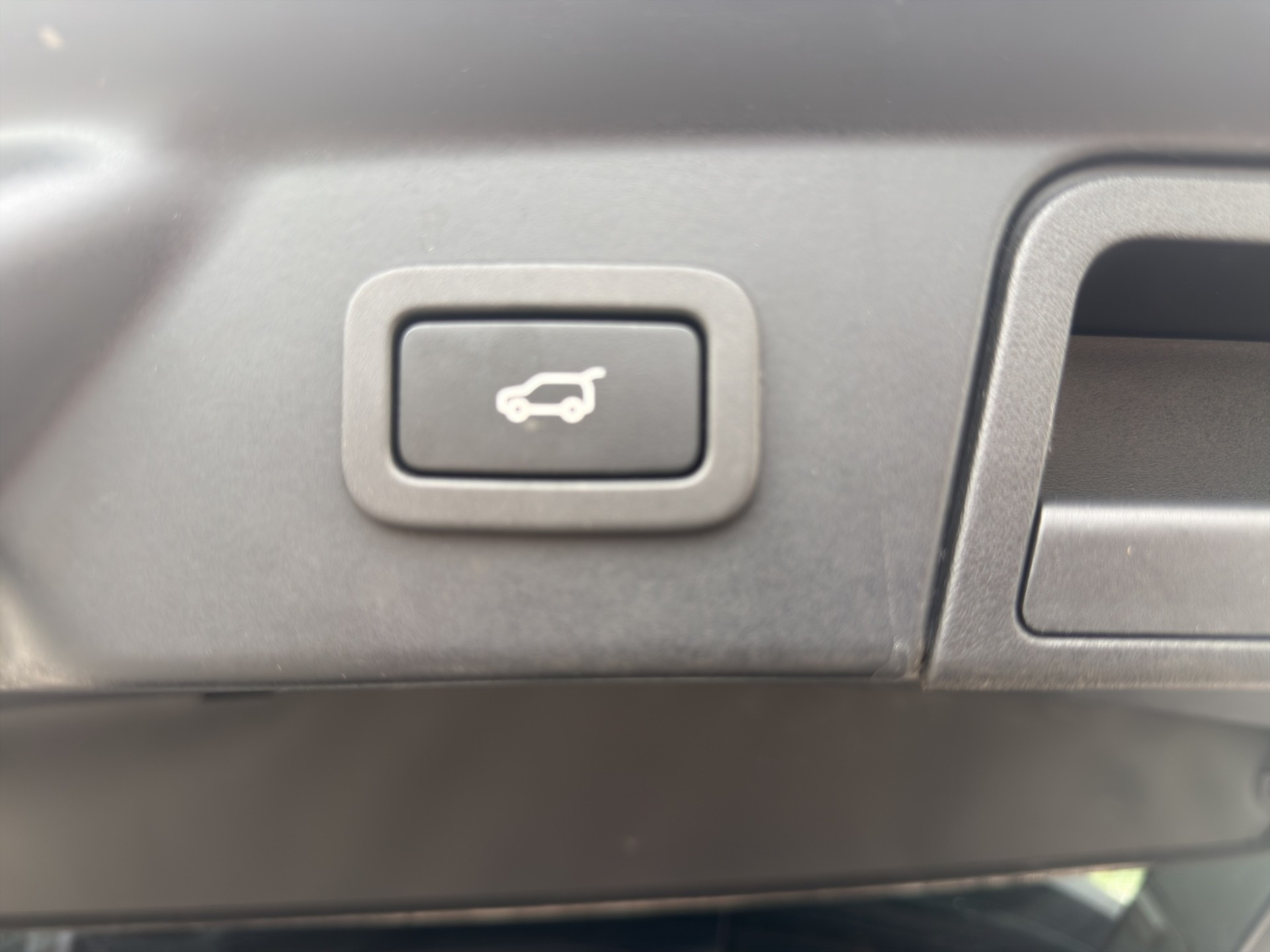 LAND ROVER Range Rover Velar R-Dynamic P 300 HSE Automatic-image-27