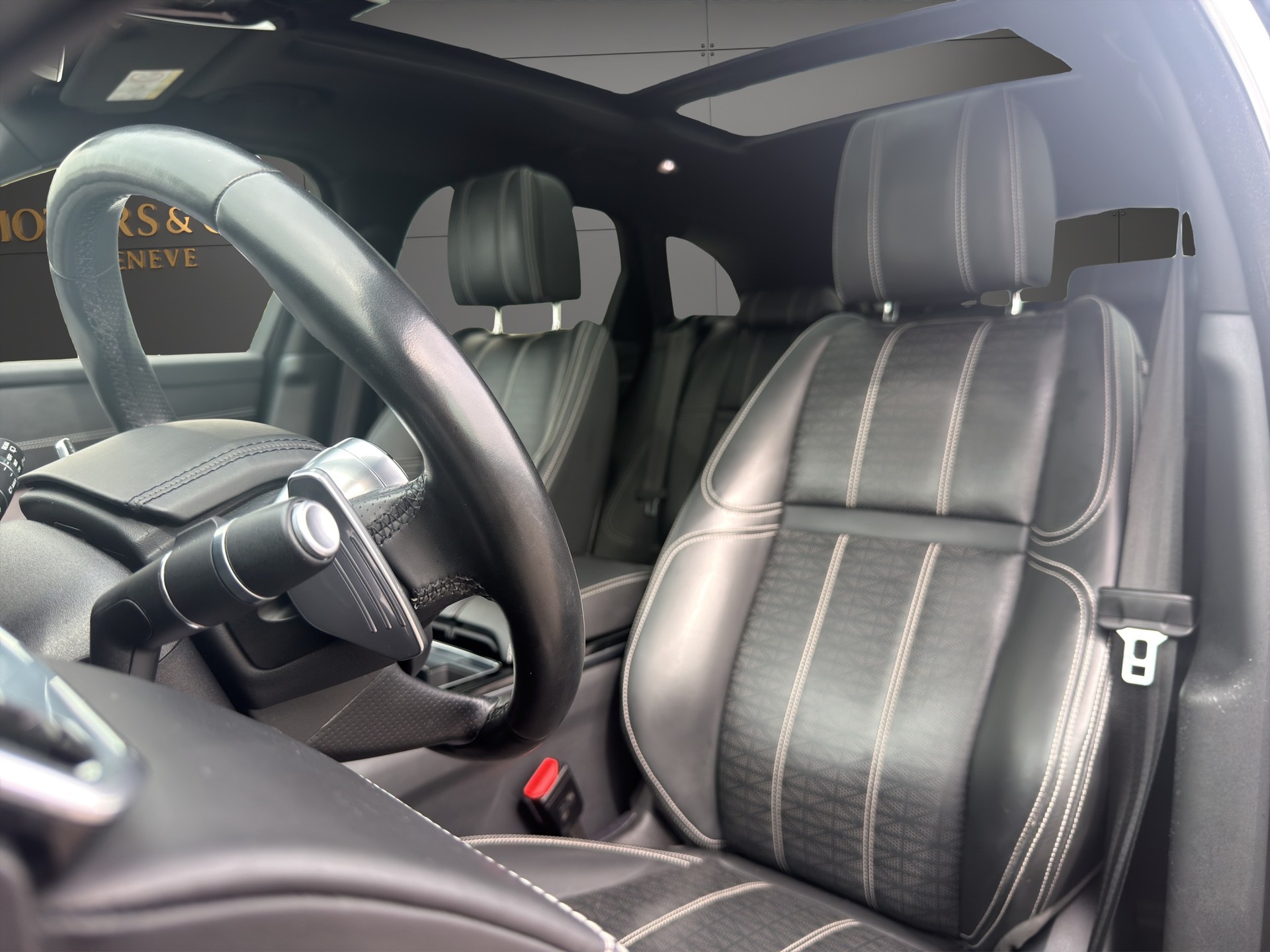 LAND ROVER Range Rover Velar R-Dynamic P 300 HSE Automatic-image-10