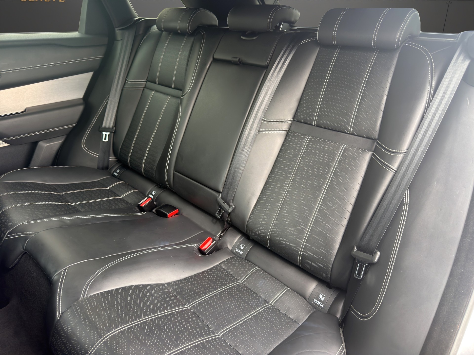 LAND ROVER Range Rover Velar R-Dynamic P 300 HSE Automatic-image-17